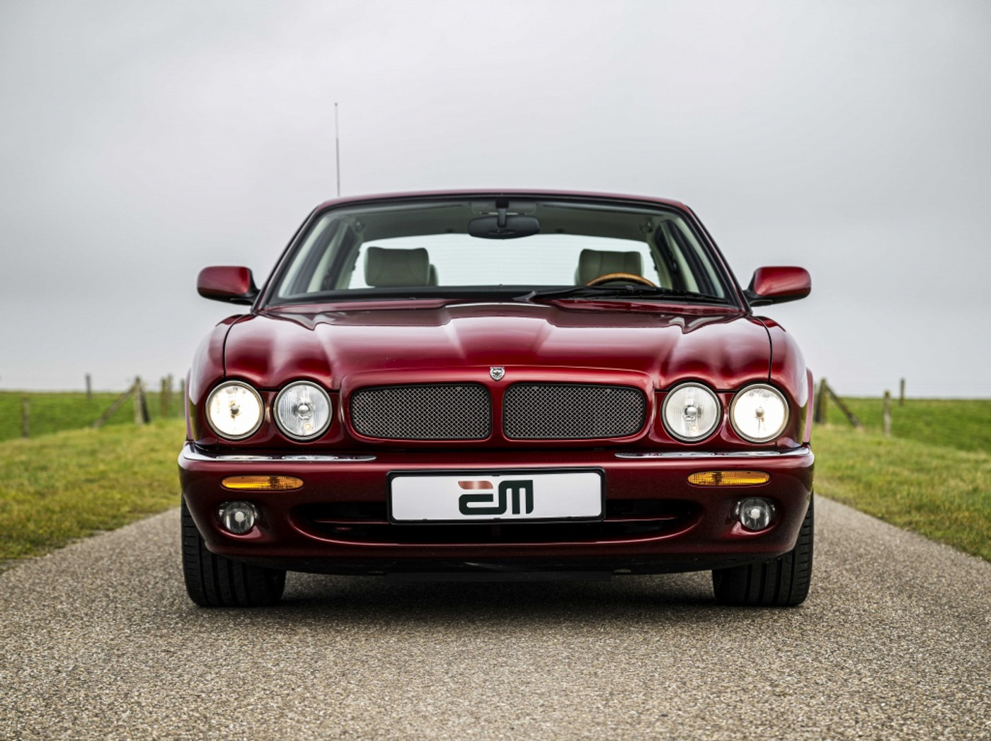 Foto van Jaguar XJR