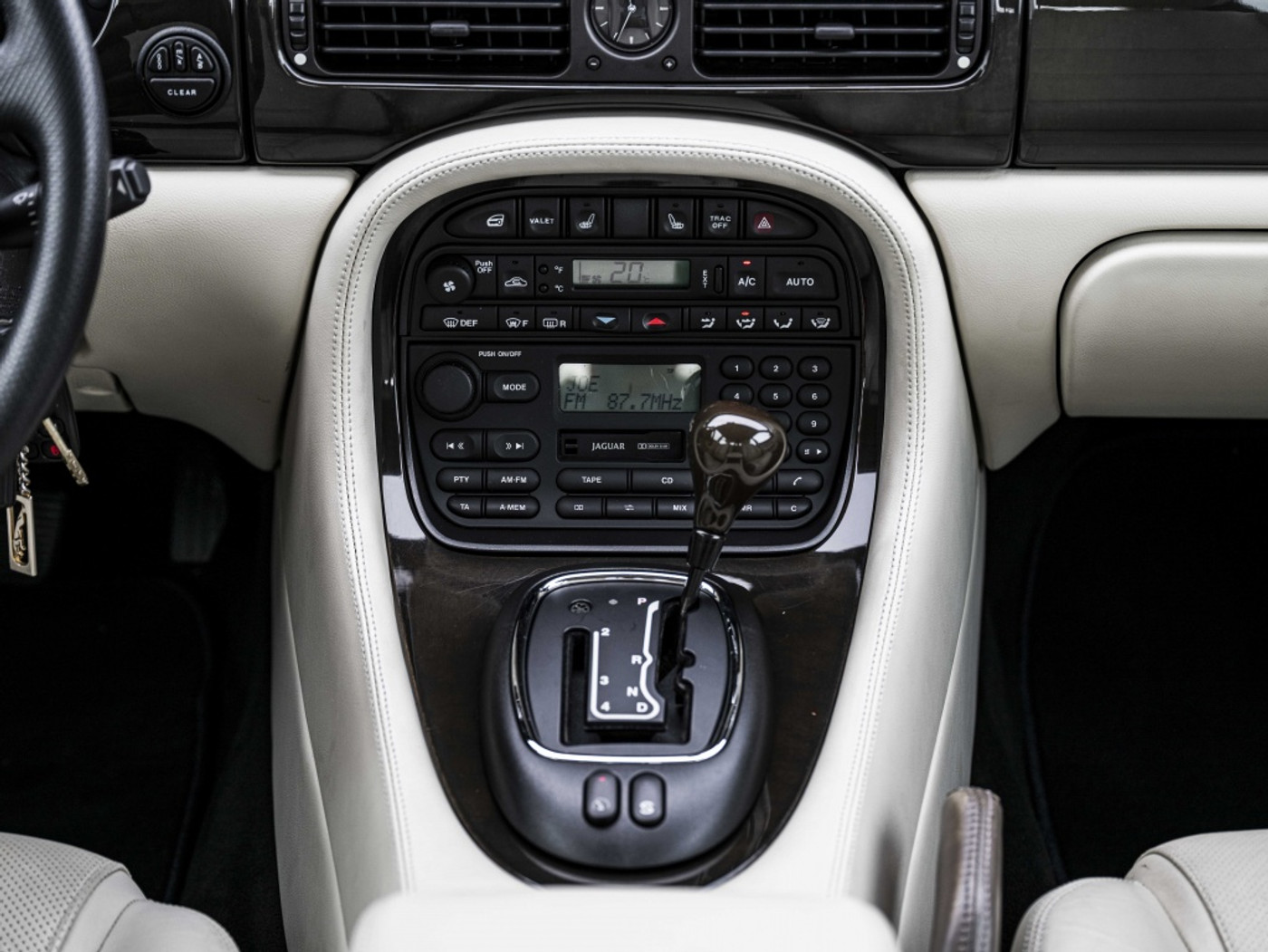 Foto van Jaguar XJR