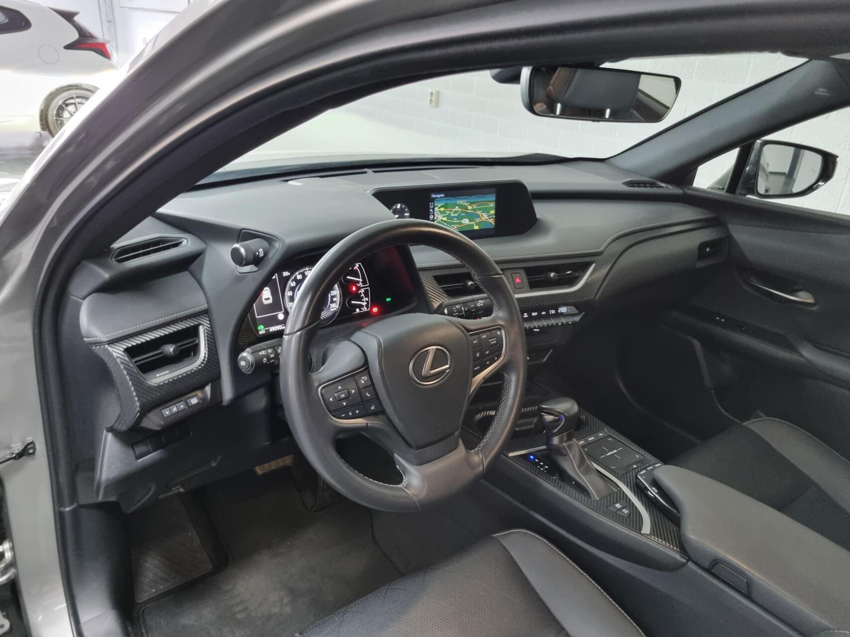 Foto van Lexus Ux