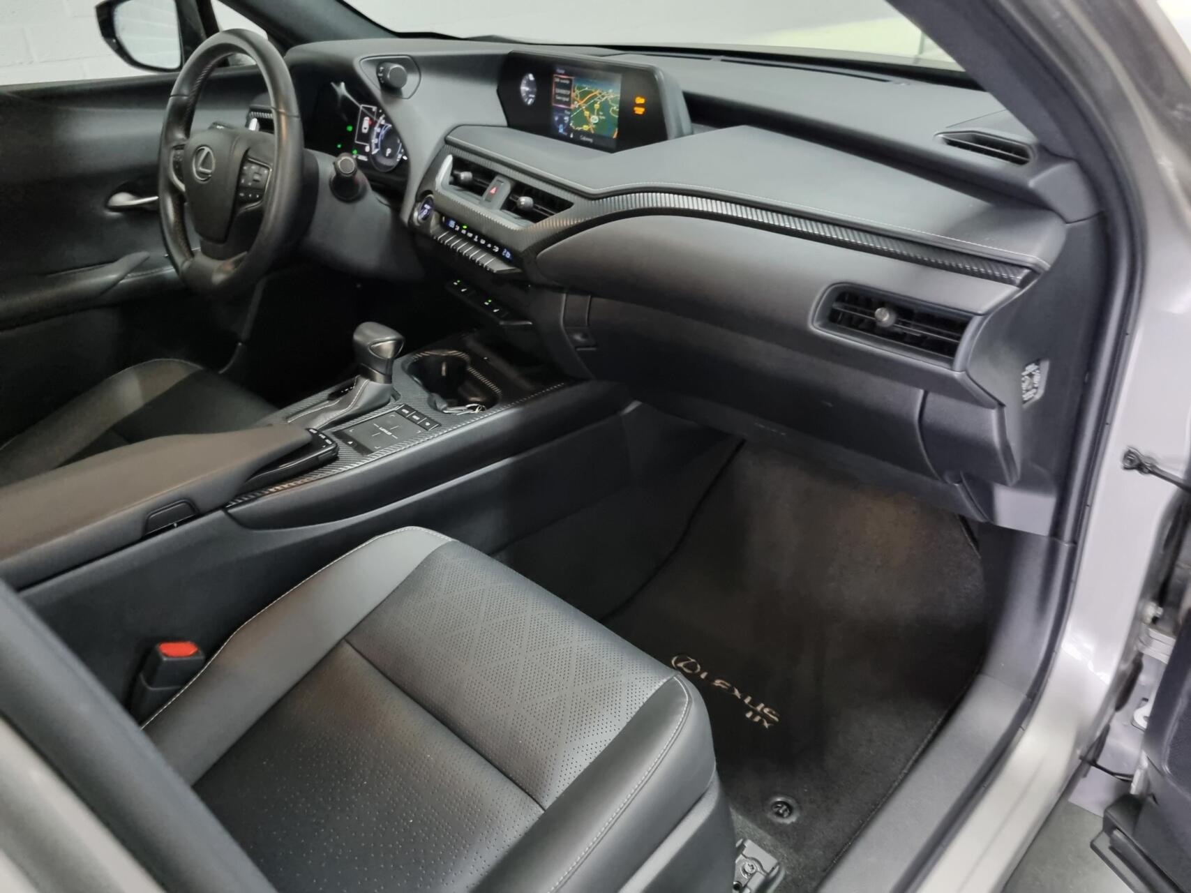 Foto van Lexus Ux