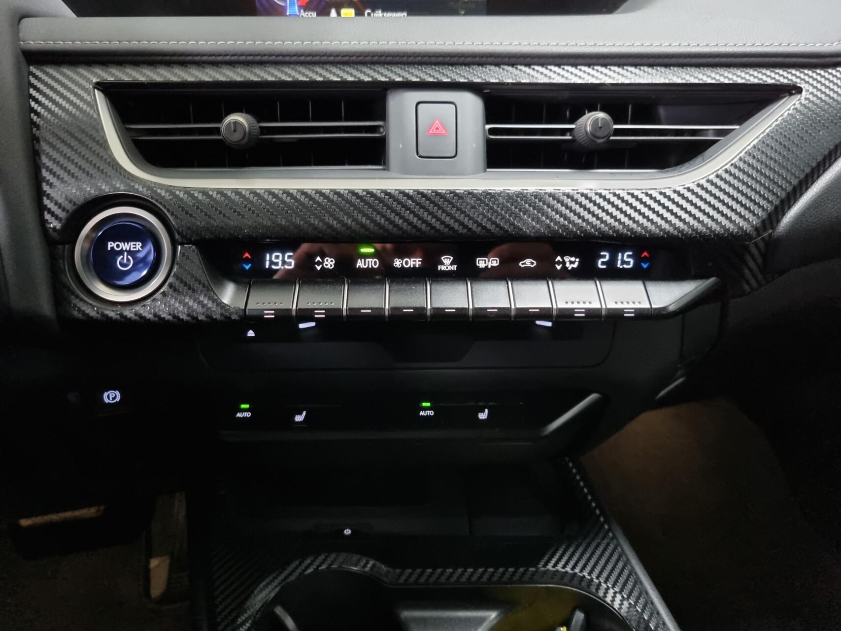 Foto van Lexus Ux