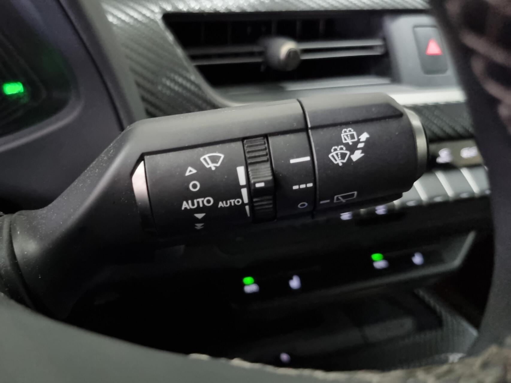 Foto van Lexus Ux