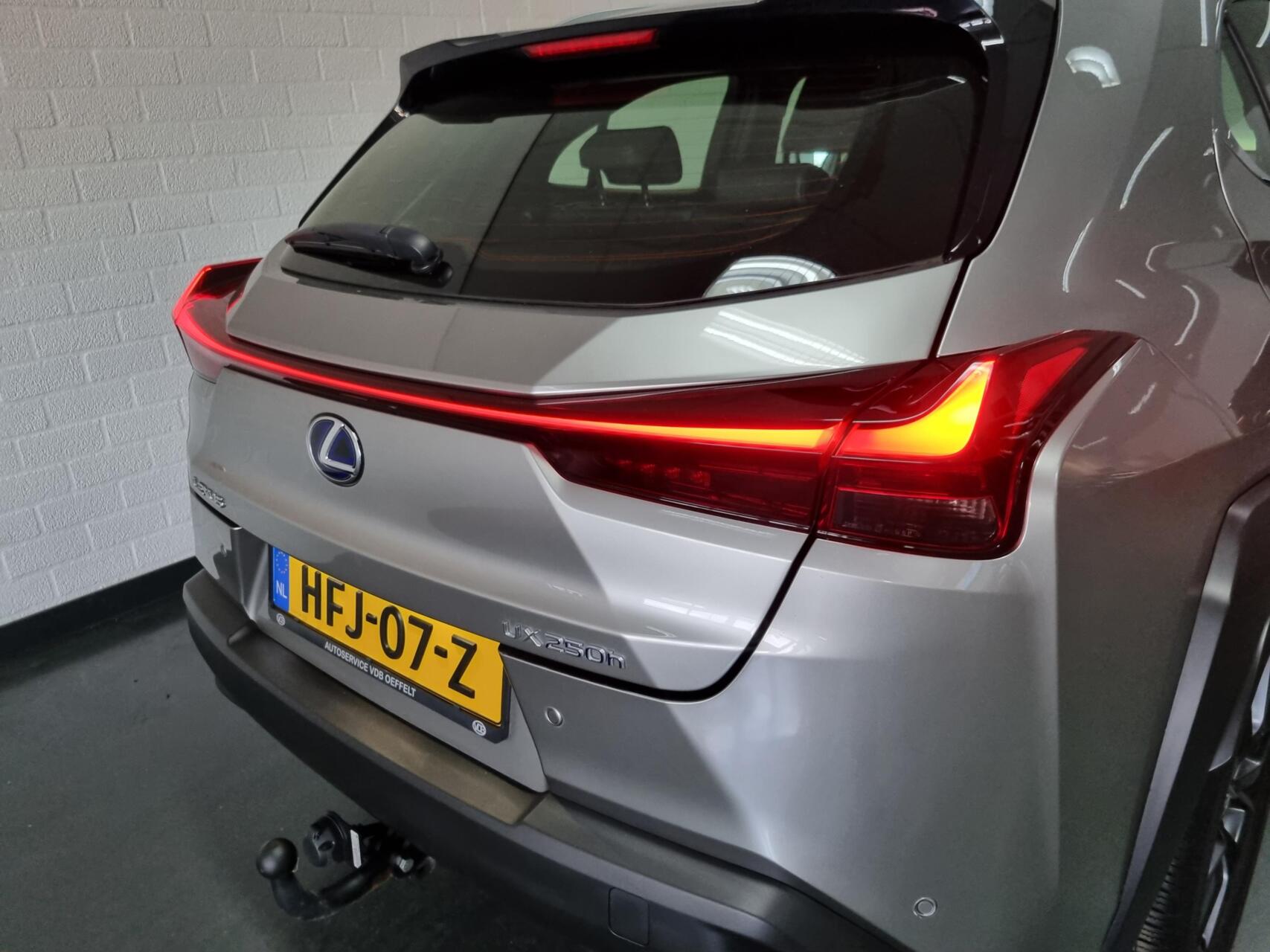 Foto van Lexus Ux