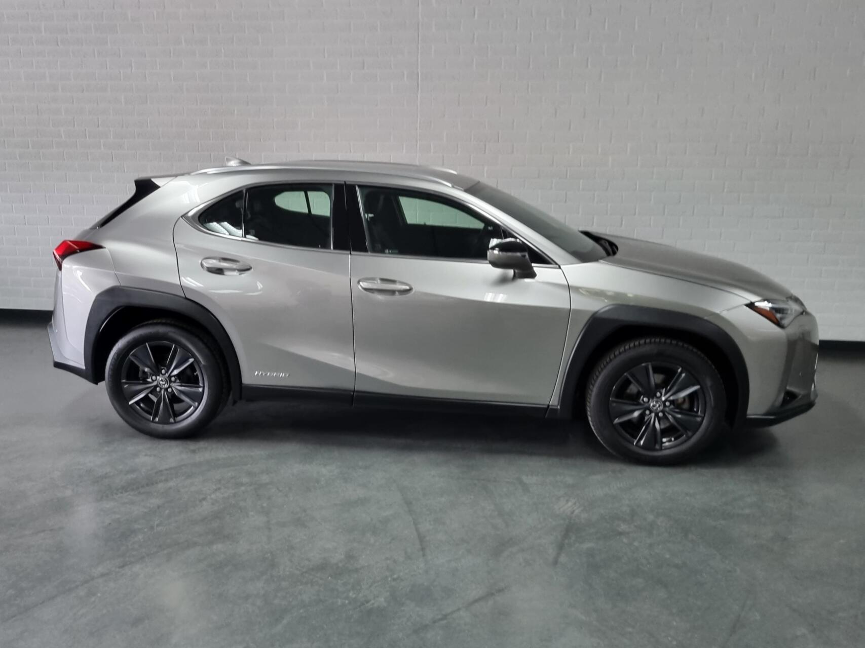 Foto van Lexus Ux