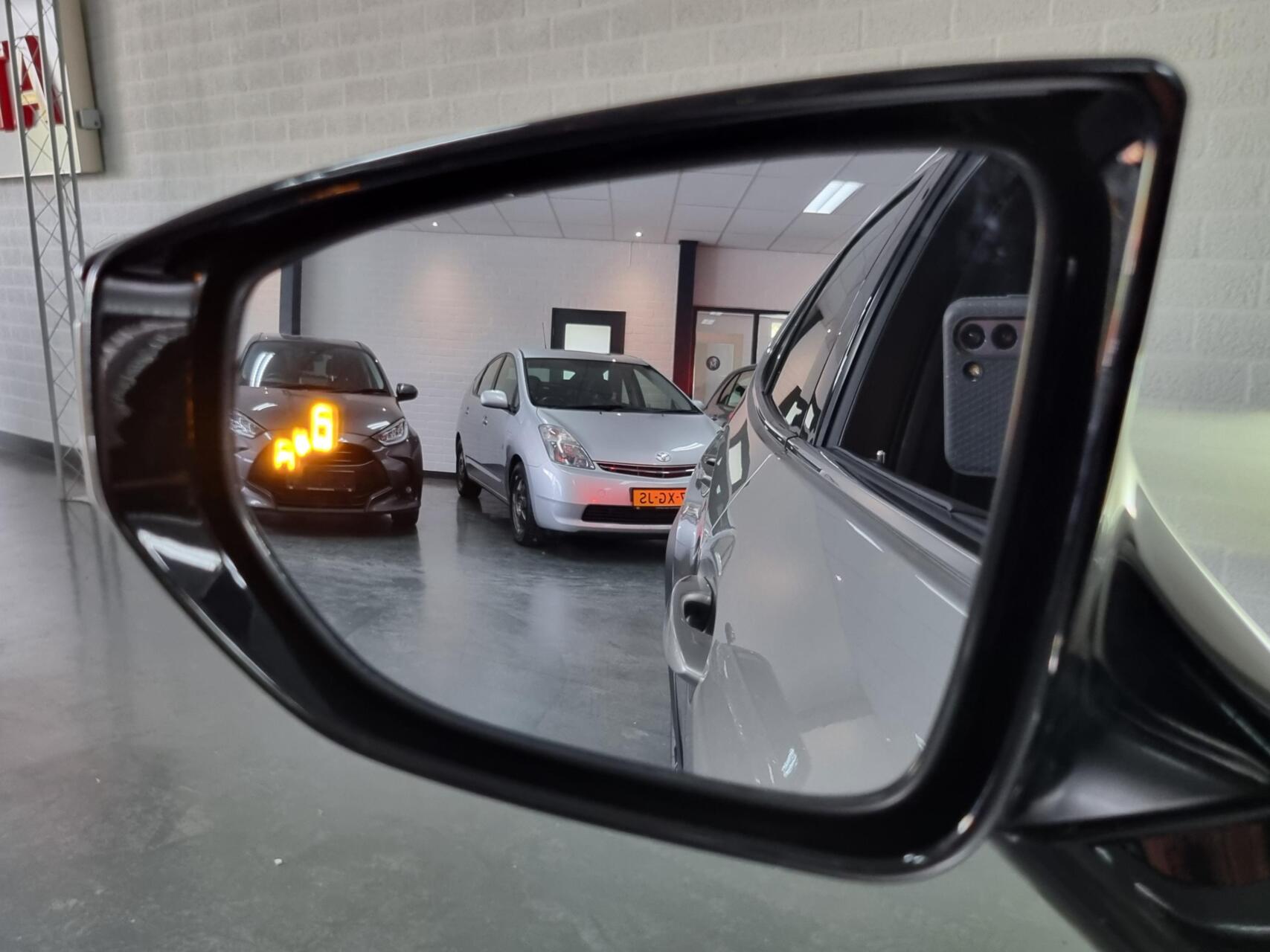 Foto van Lexus Ux