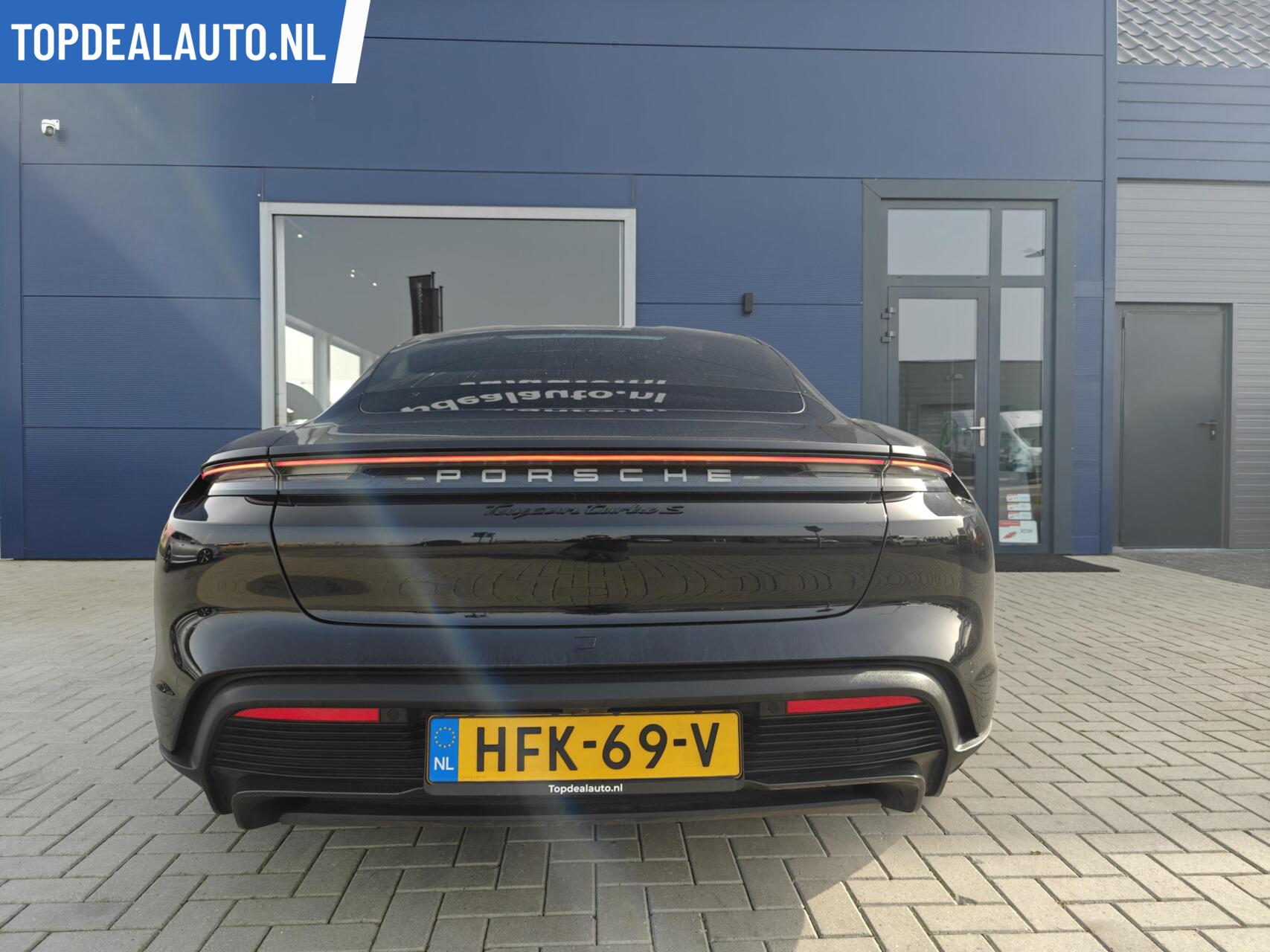 Foto van Porsche Taycan