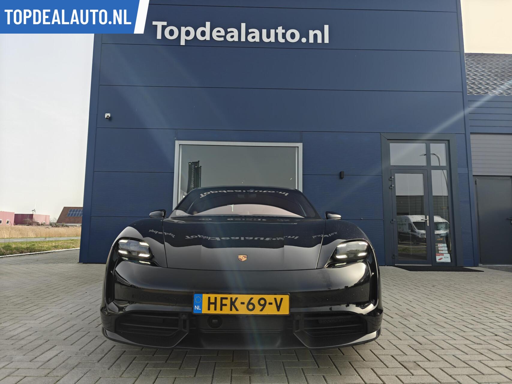 Foto van Porsche Taycan