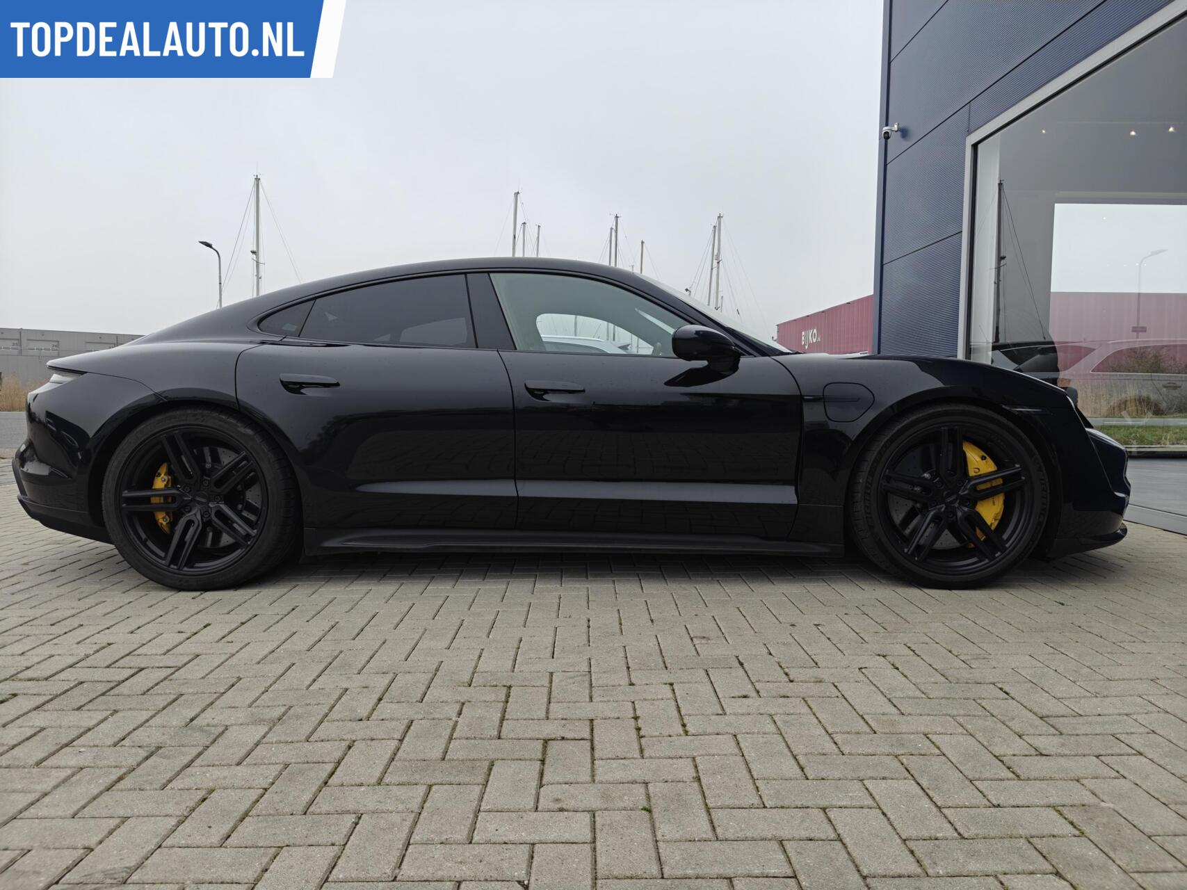 Foto van Porsche Taycan