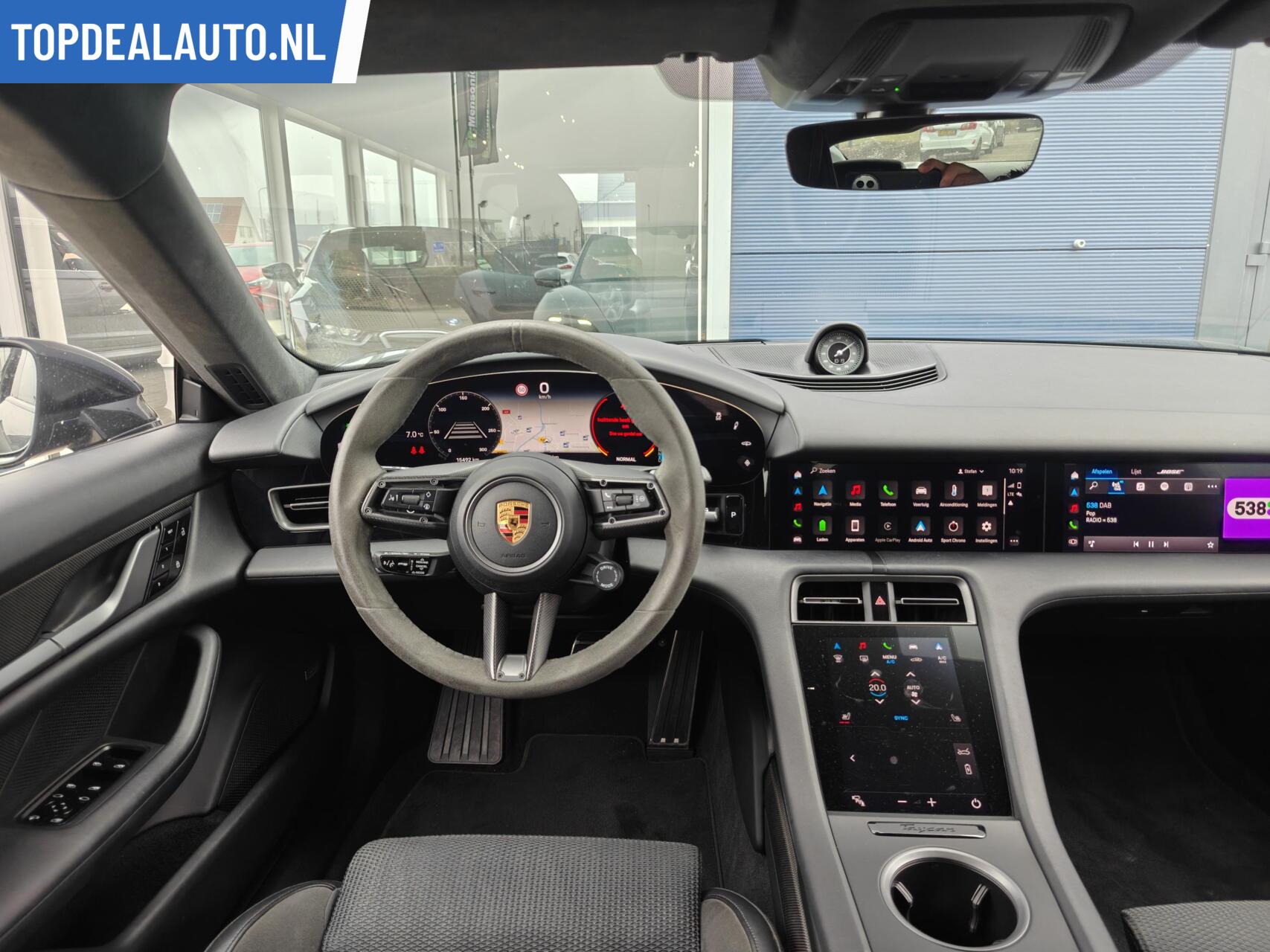 Foto van Porsche Taycan