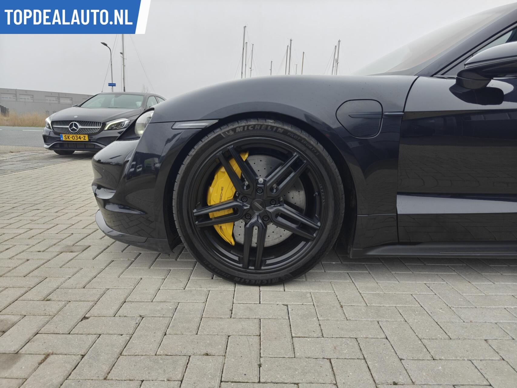 Foto van Porsche Taycan