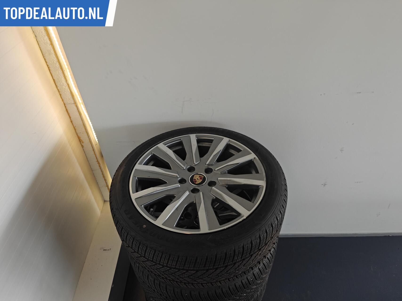 Foto van Porsche Taycan