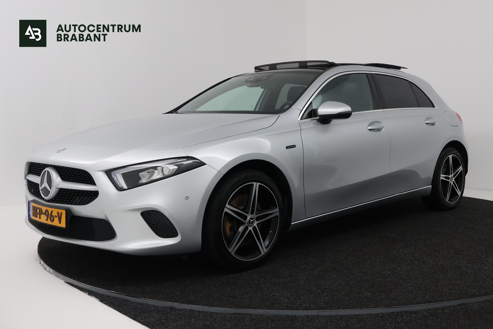 Mercedes-Benz A-klasse 250 e Business Solution AMG Limited 2020 - voorkant