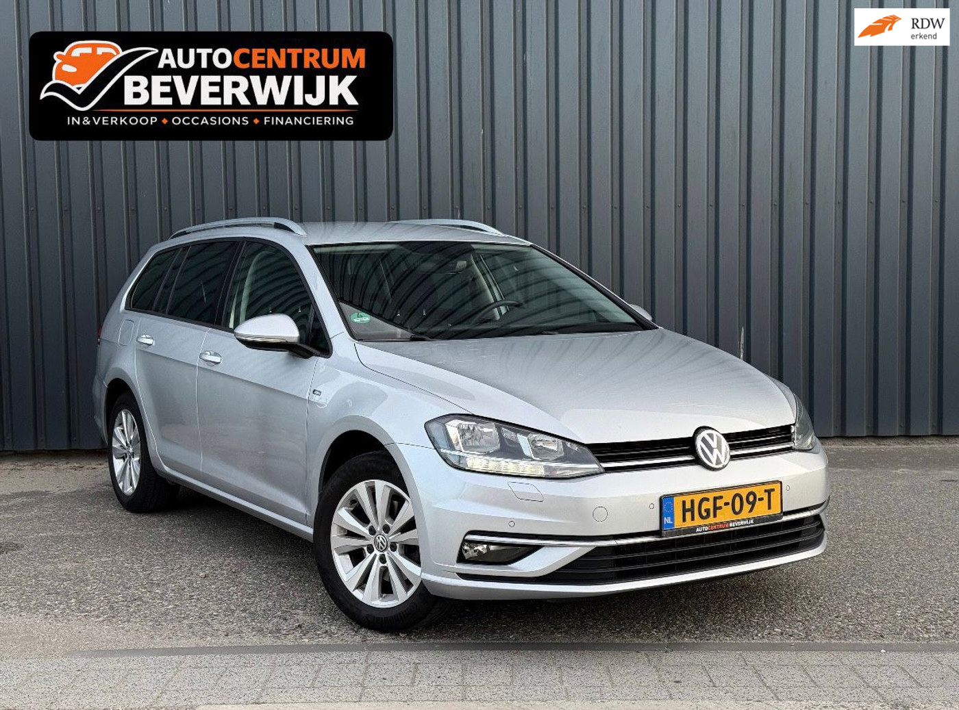Volkswagen Golf Variant 1.0 TSI Highline 110pk Grijs 2018 2018 - voorkant