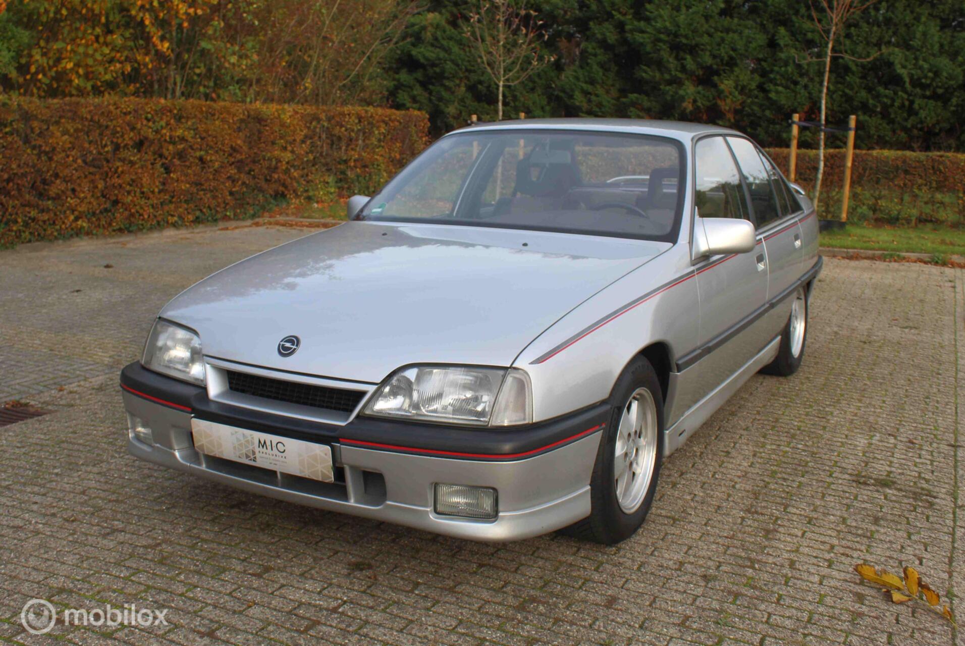 Foto van Opel Omega