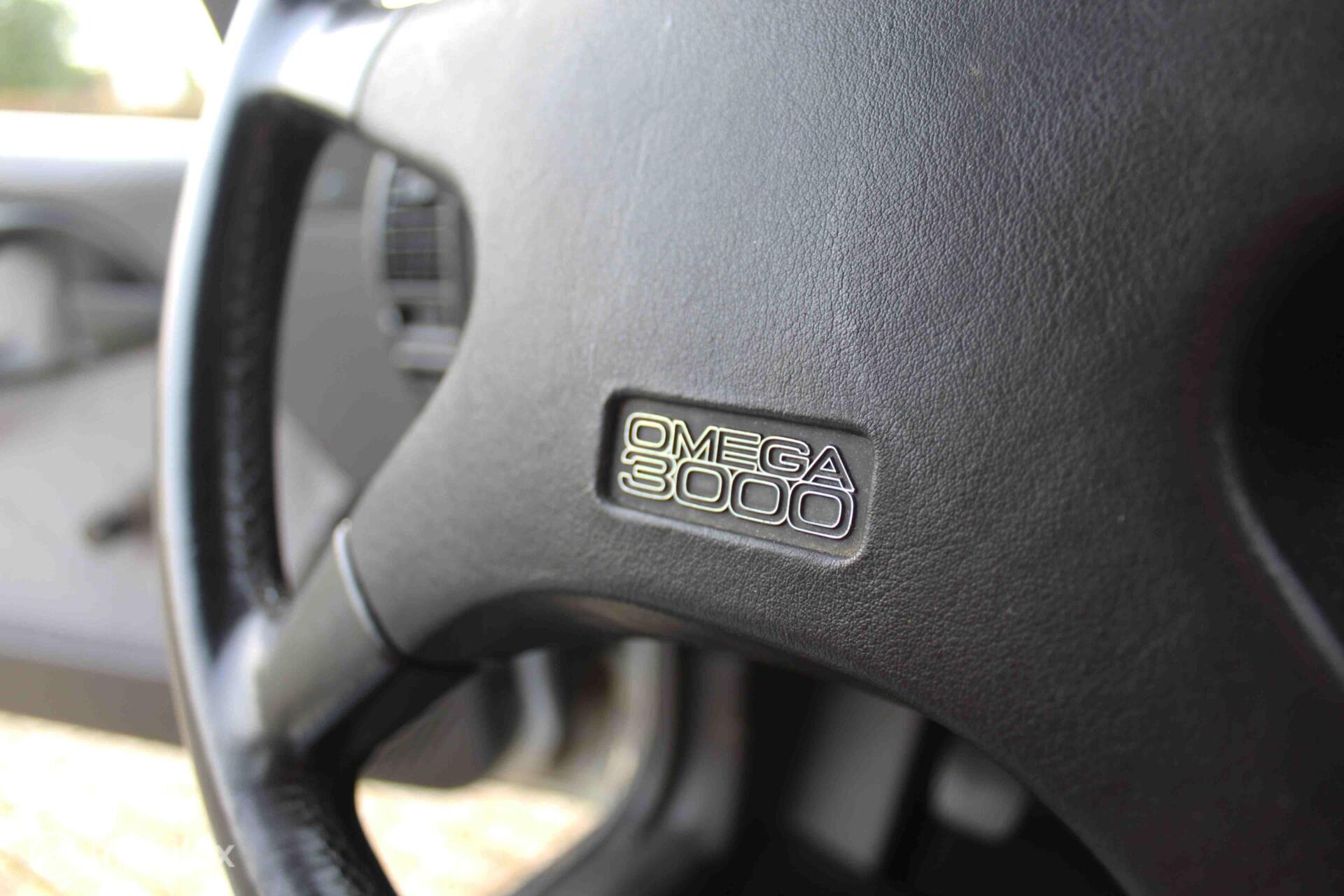 Foto van Opel Omega