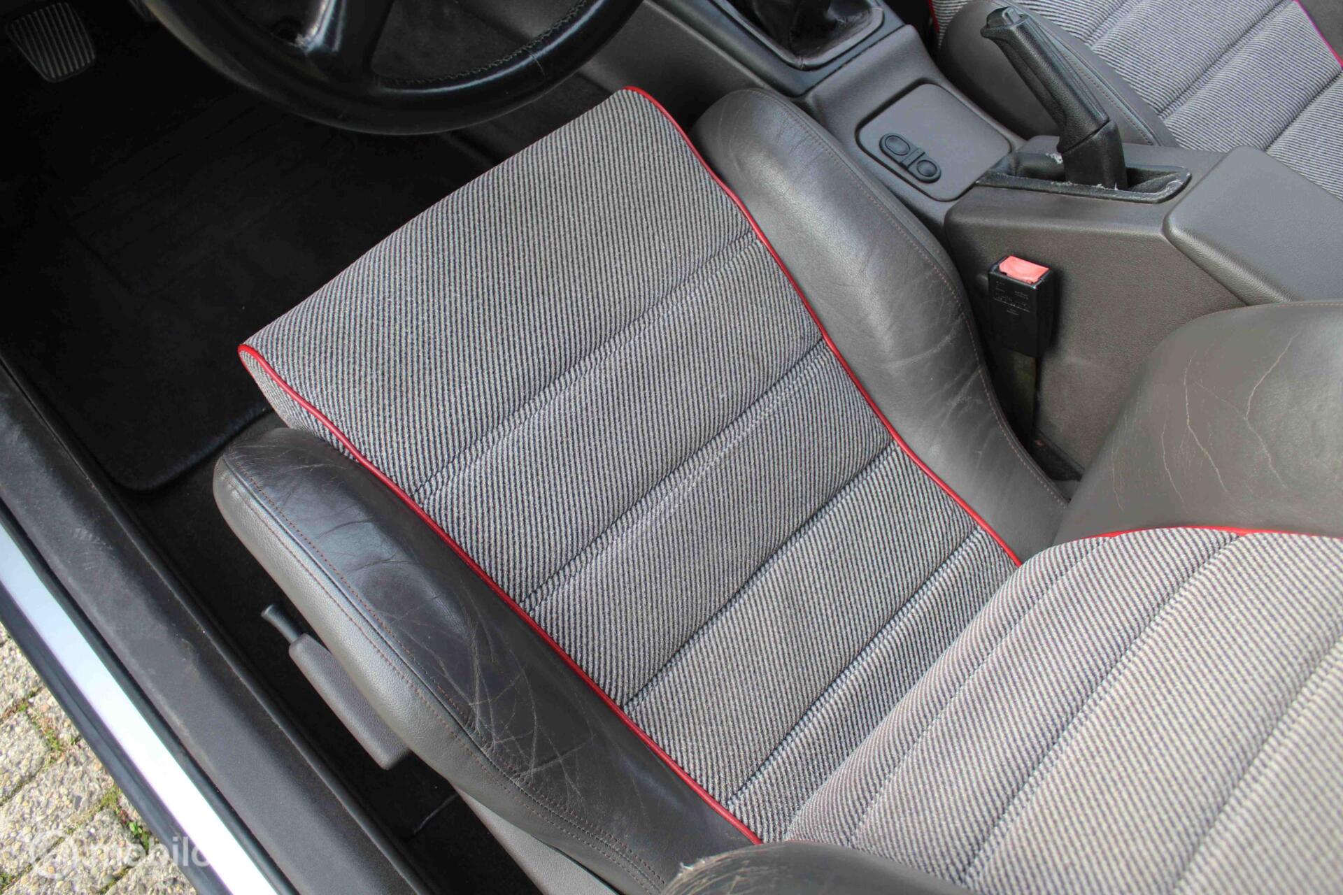 Foto van Opel Omega