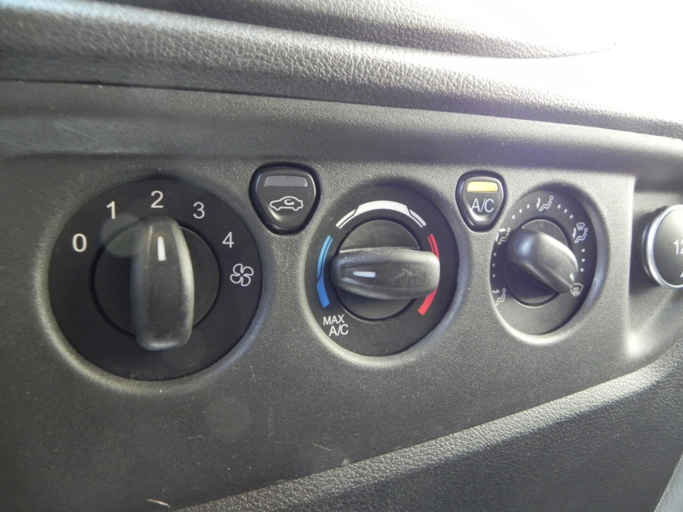 Foto van Ford Transit Kombi