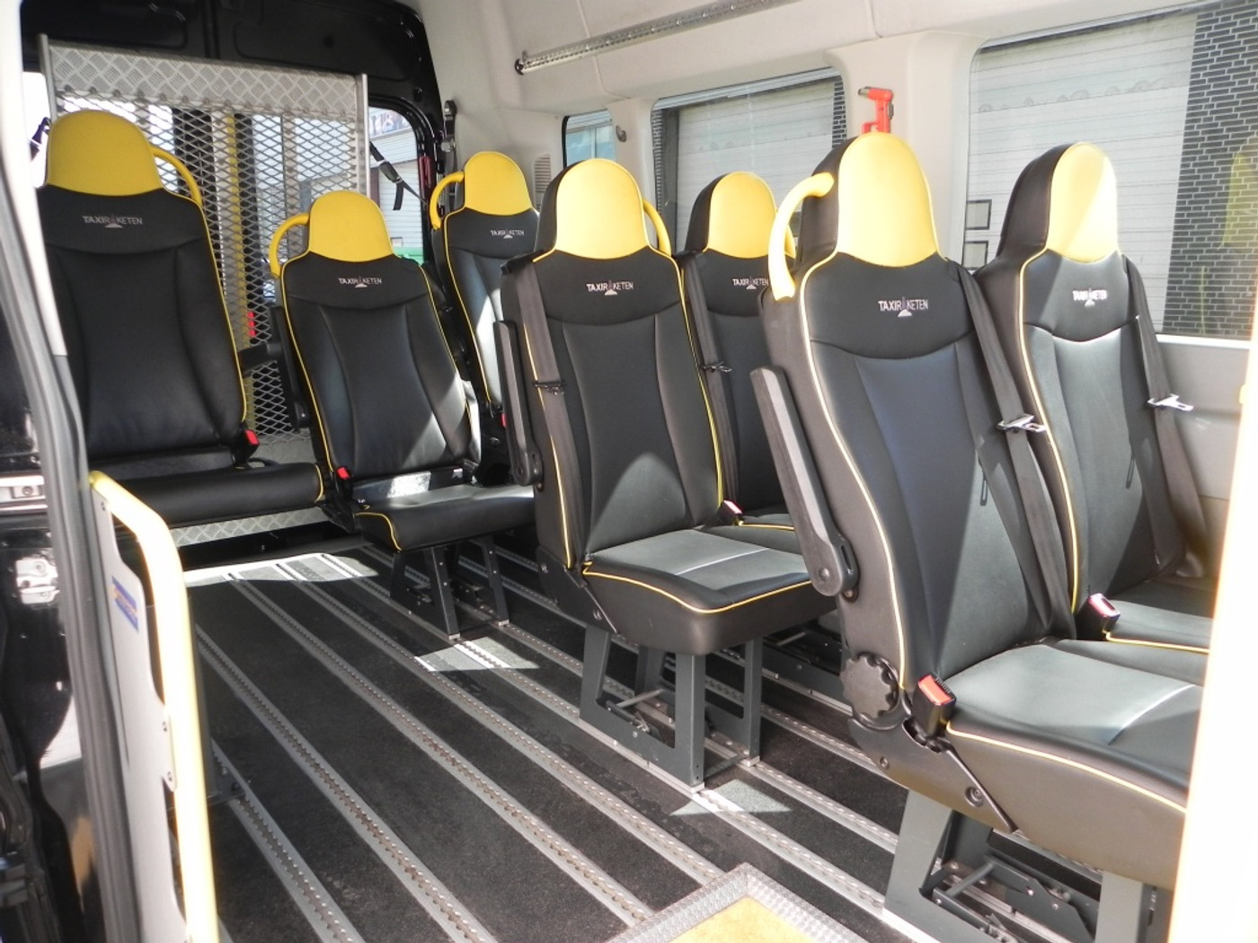 Foto van Ford Transit Kombi
