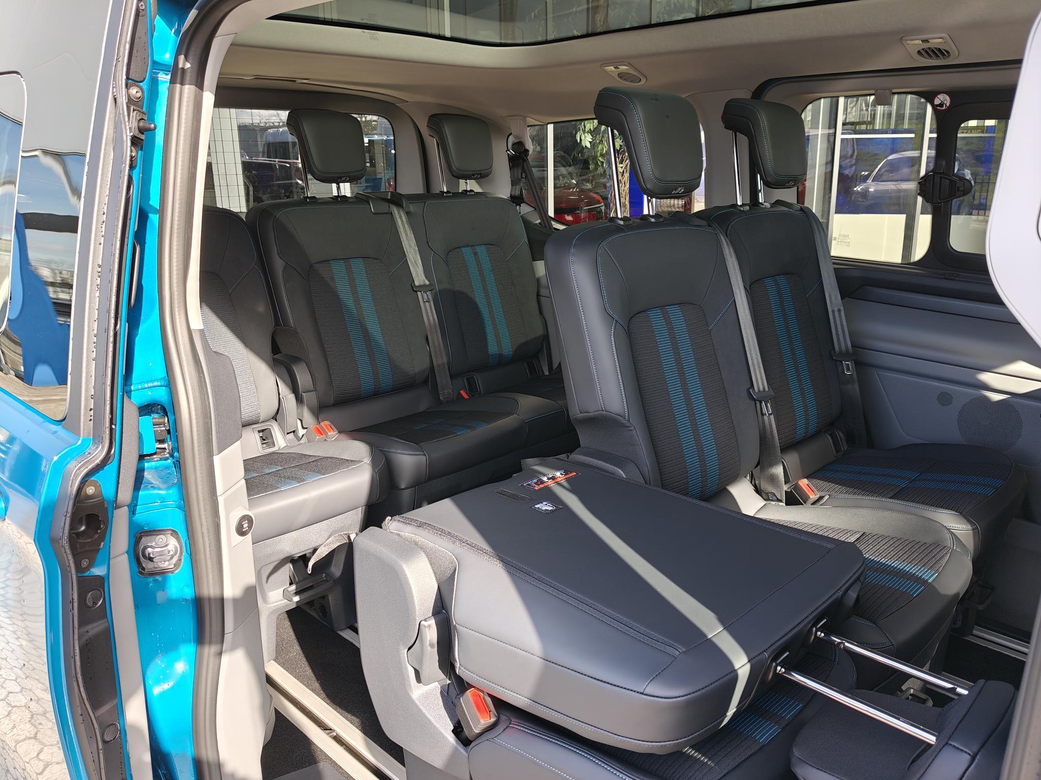 Foto van Ford E-tourneo Custom