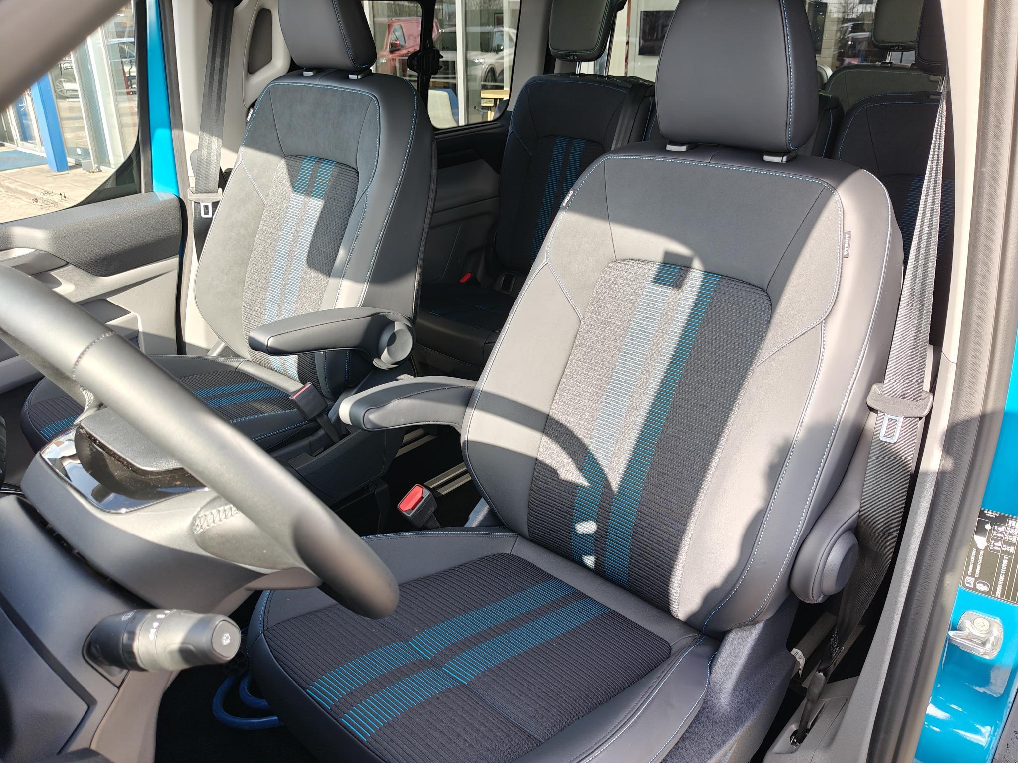 Foto van Ford E-tourneo Custom