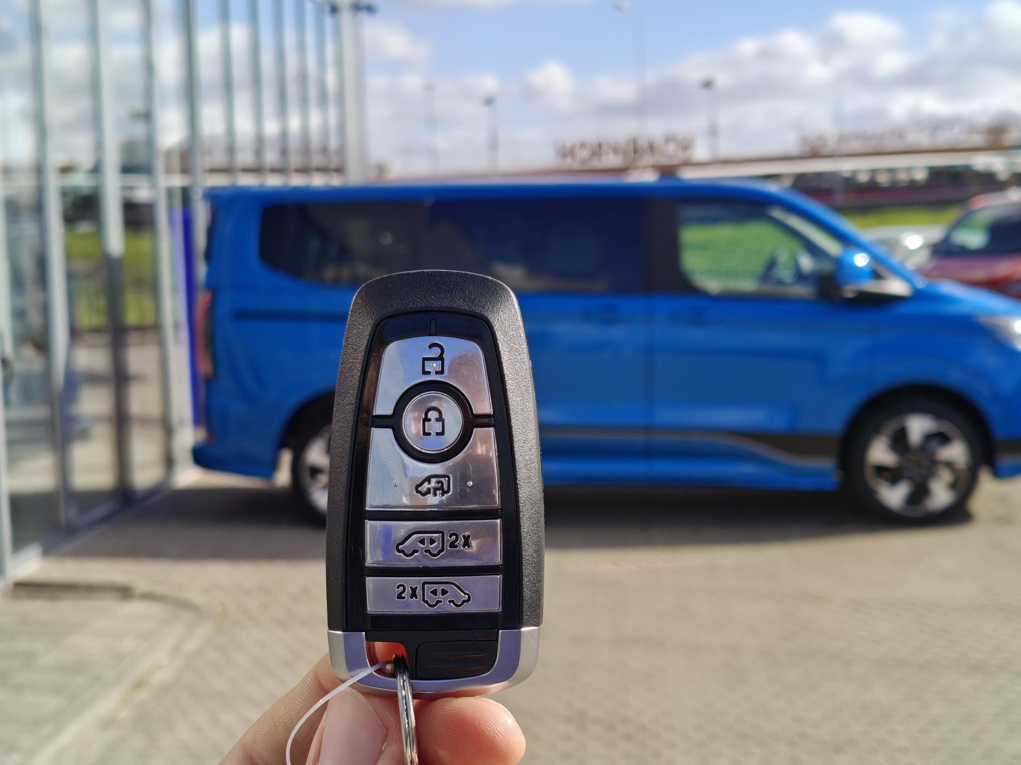Foto van Ford E-tourneo Custom