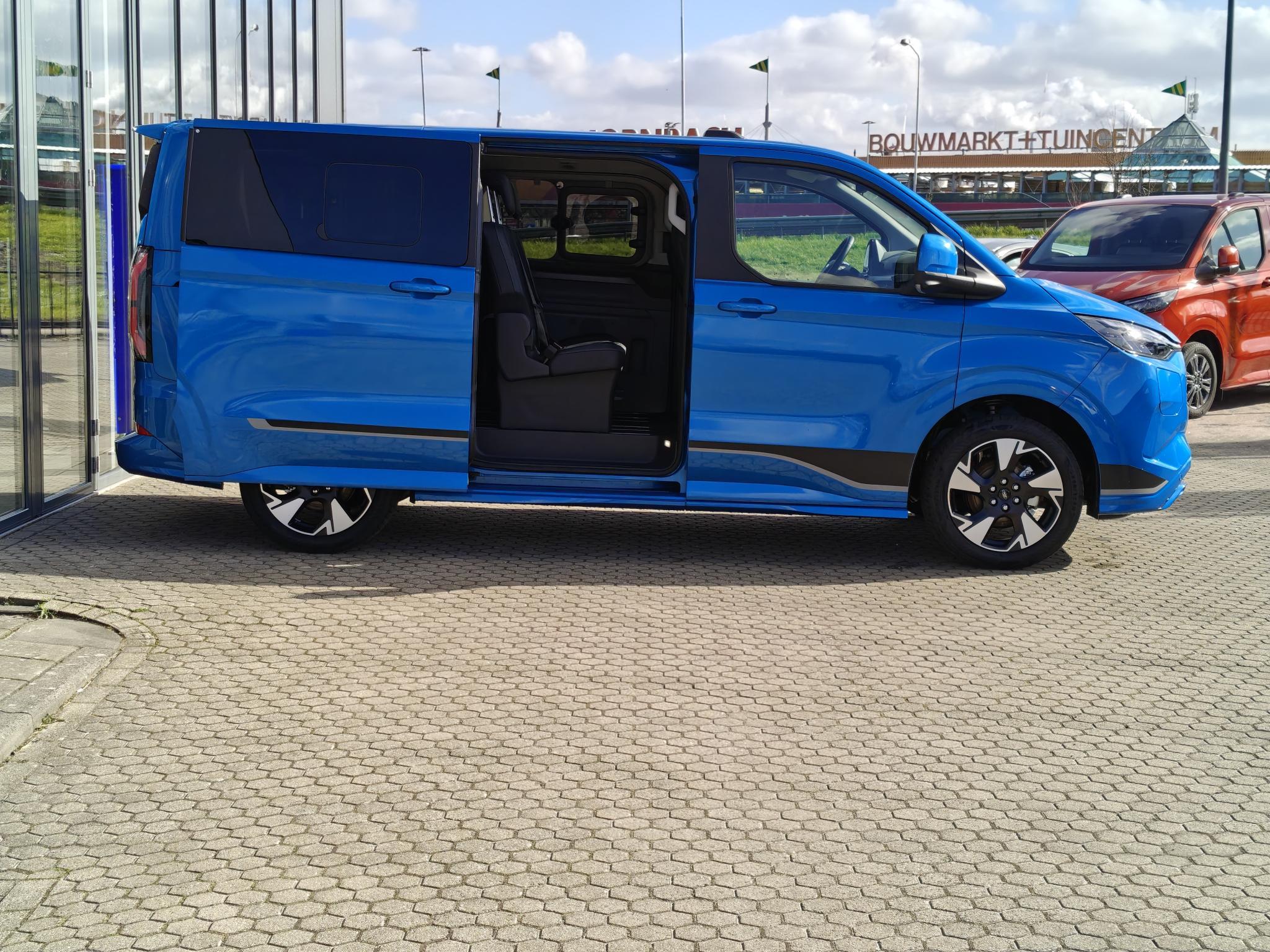Foto van Ford E-tourneo Custom