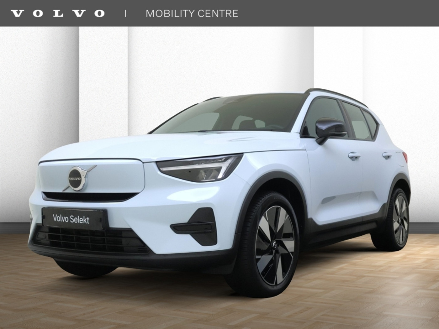 Volvo Ex40 Extended Plus 82 kWh | Trekhaak | All-Seasonbanden 2025 - voorkant
