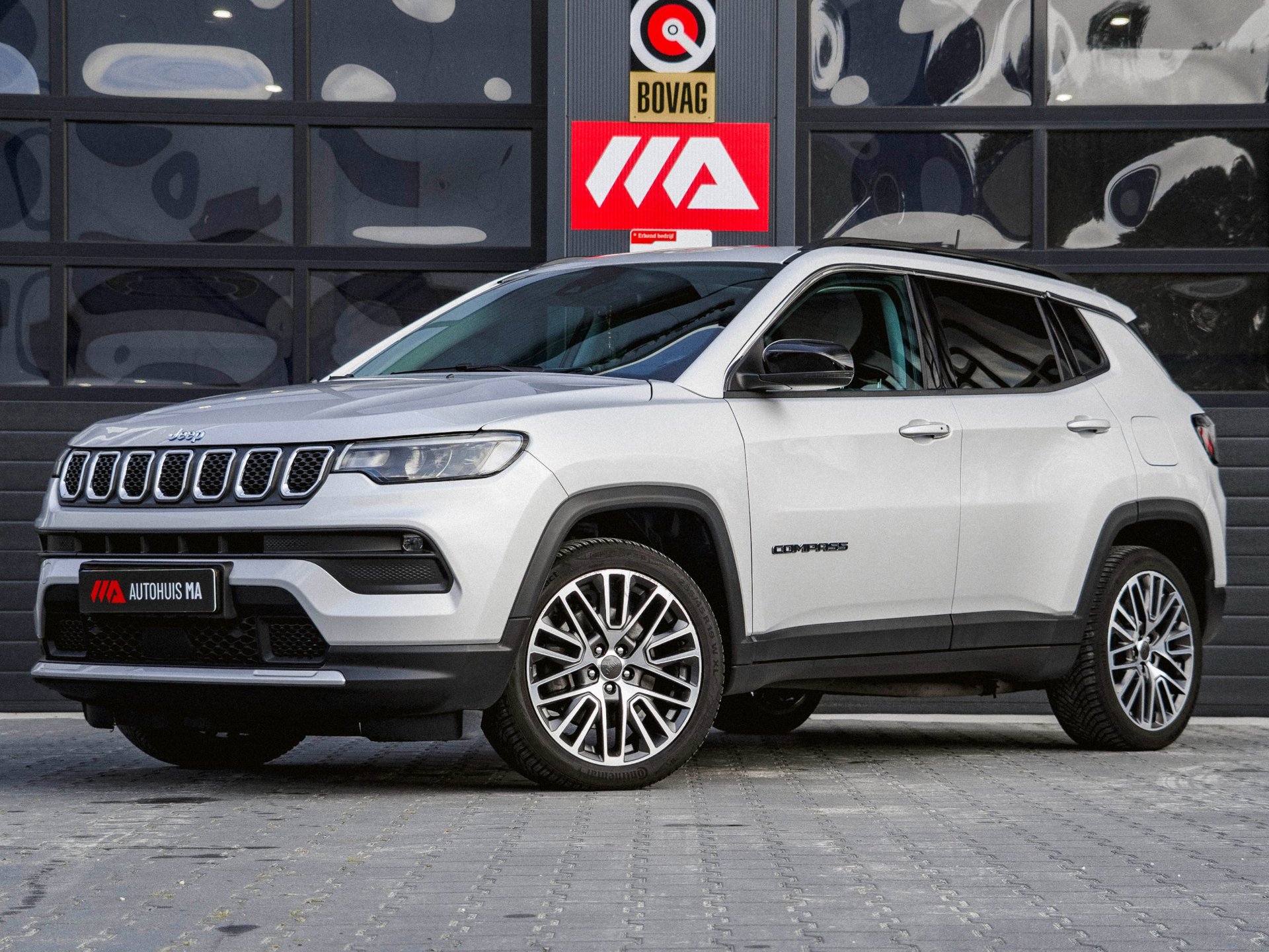Jeep Compass 4xe 190 Plug-in Hybrid Electric Limited | PANO | WINTERPAKKET | HALF LEDER | ADAPTIVE 2022 - voorkant