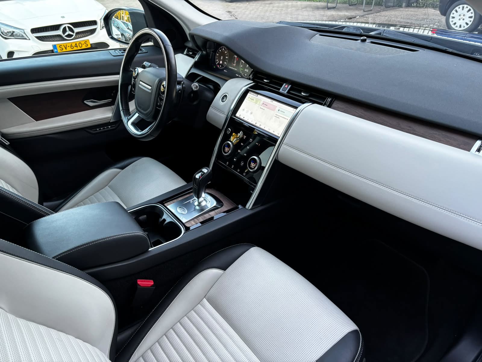 Foto van Land Rover Discovery Sport