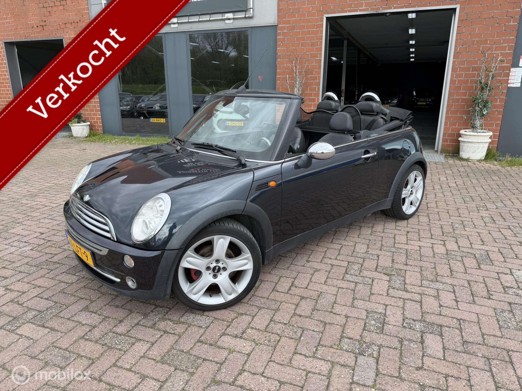 Mini Mini Cabrio 1.6 Cooper Chili 2004 - voorkant