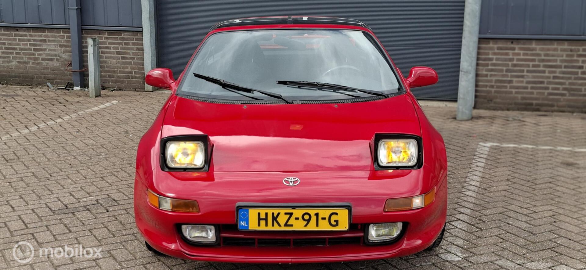 Foto van Toyota MR 2