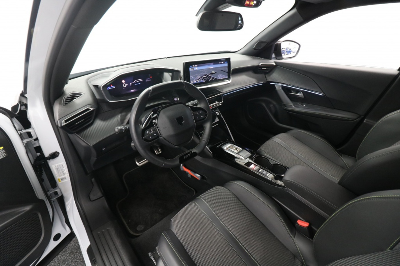 Foto van Peugeot E-2008