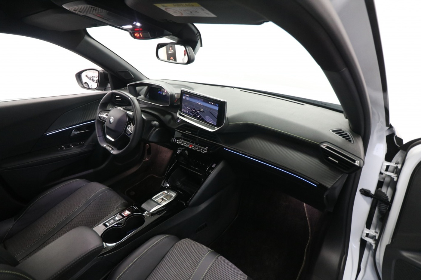 Foto van Peugeot E-2008