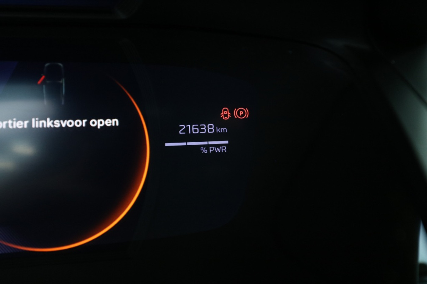 Foto van Peugeot E-2008