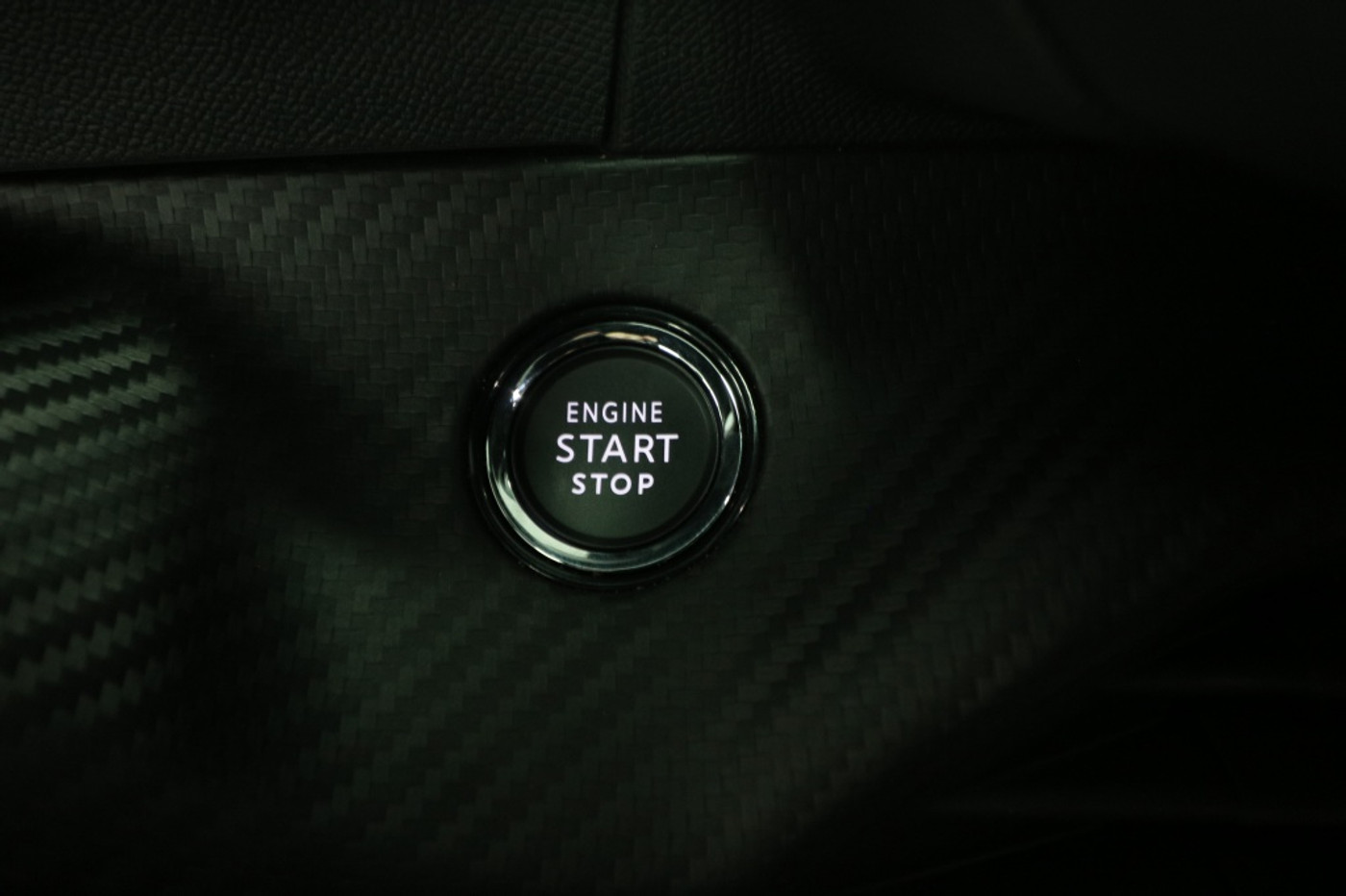 Foto van Peugeot E-2008
