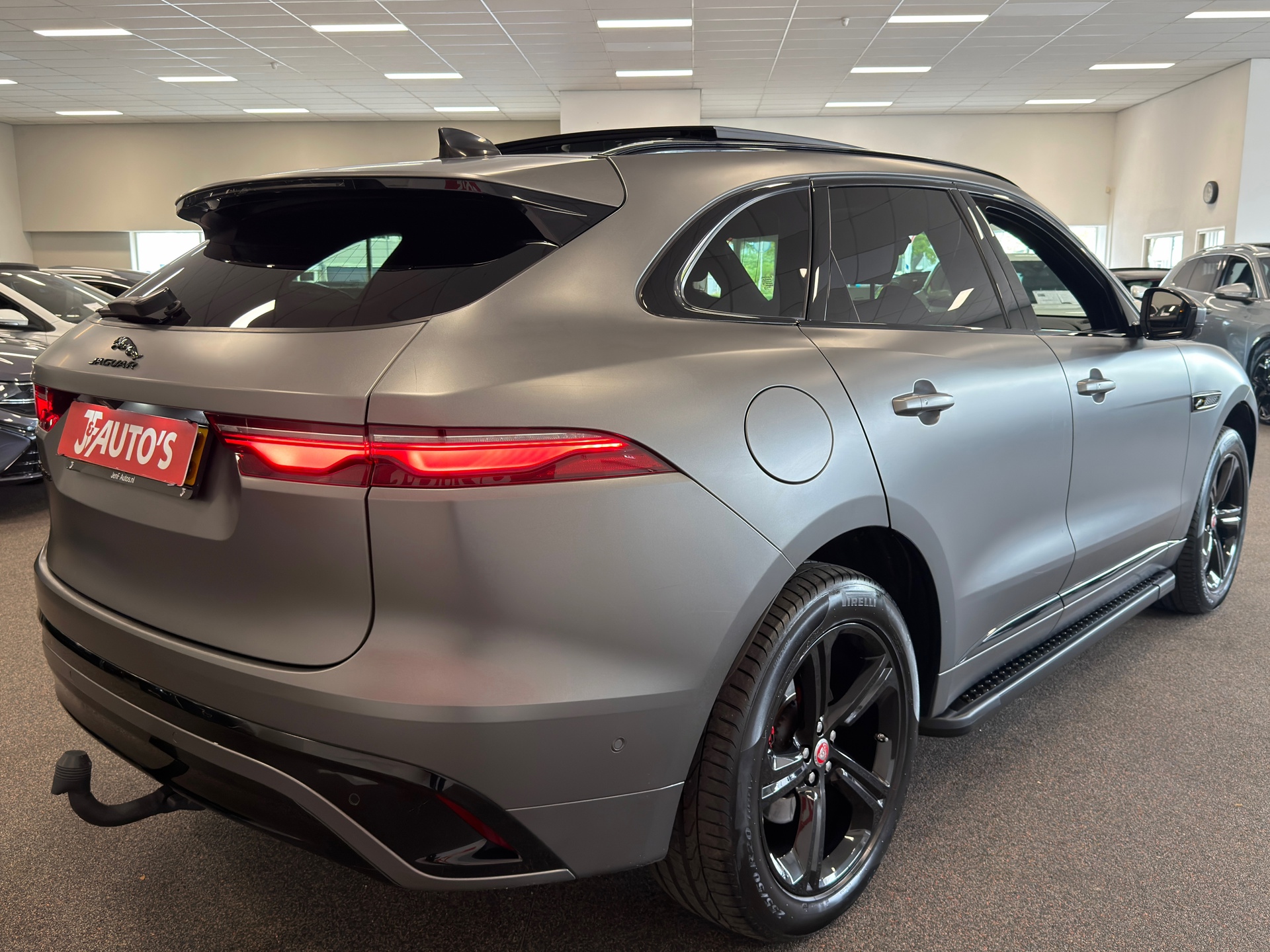 Foto van Jaguar F-pace