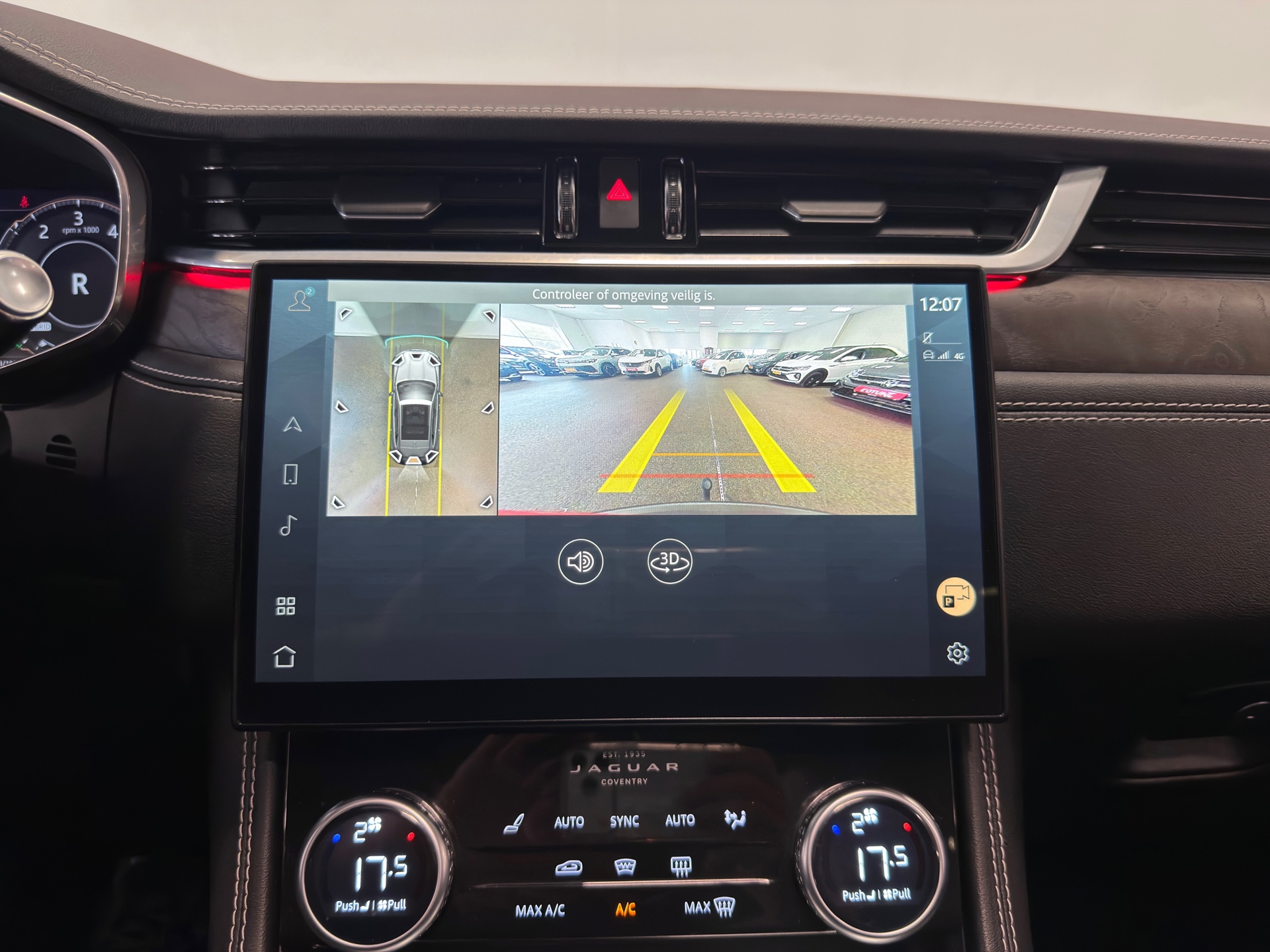 Foto van Jaguar F-pace