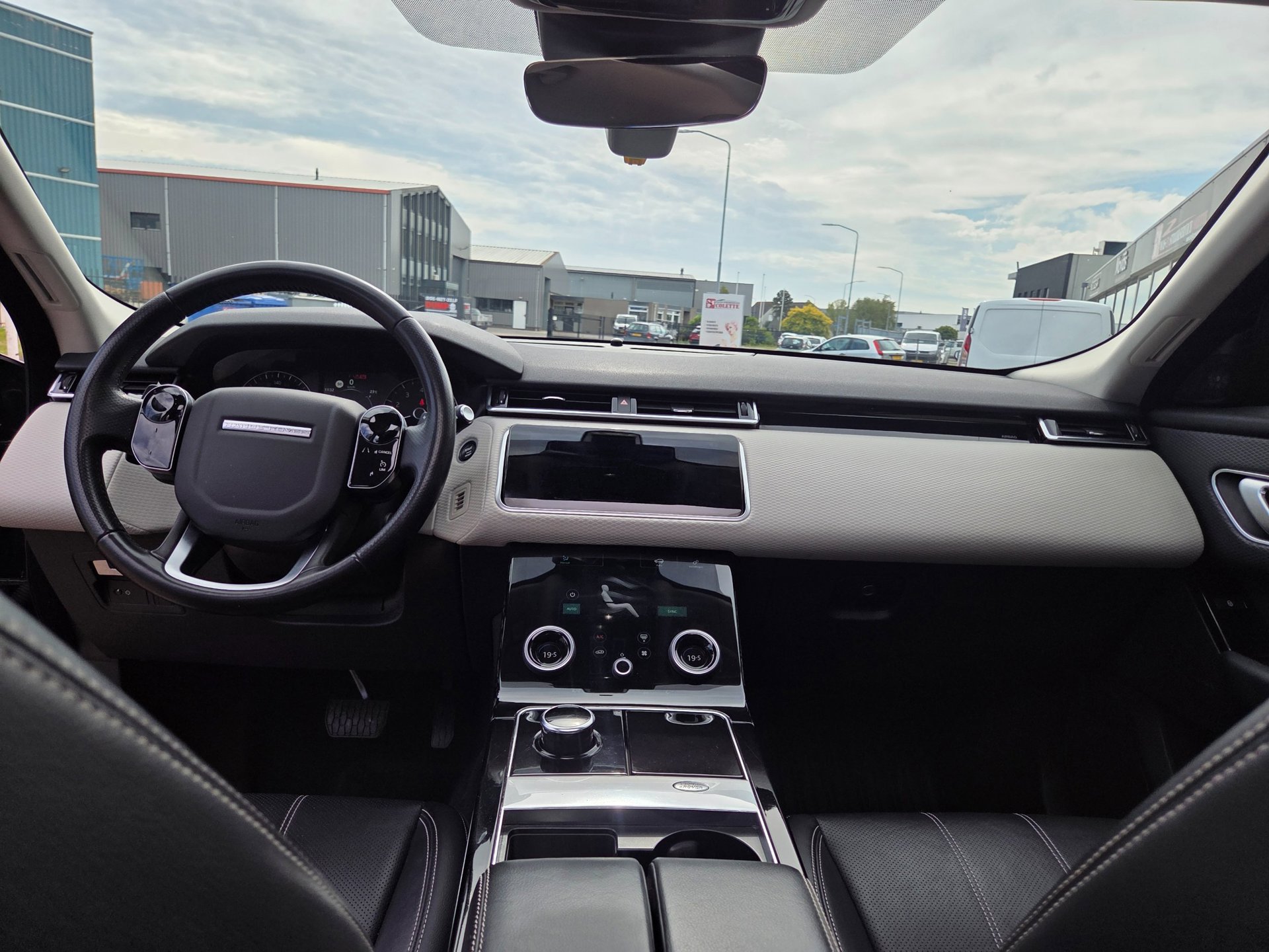 Foto van Land Rover Range Rover Velar