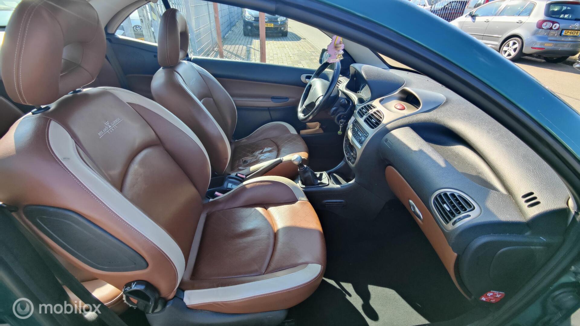 Foto van Peugeot 206 CC