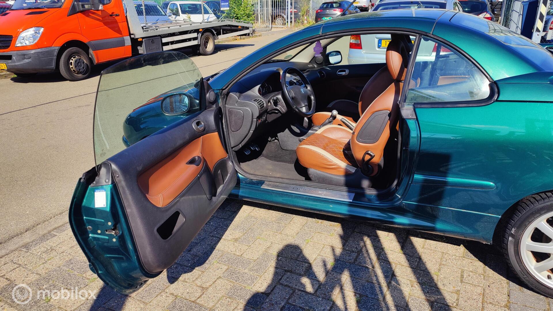 Foto van Peugeot 206 CC