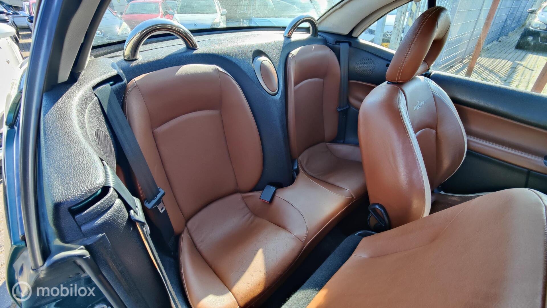 Foto van Peugeot 206 CC