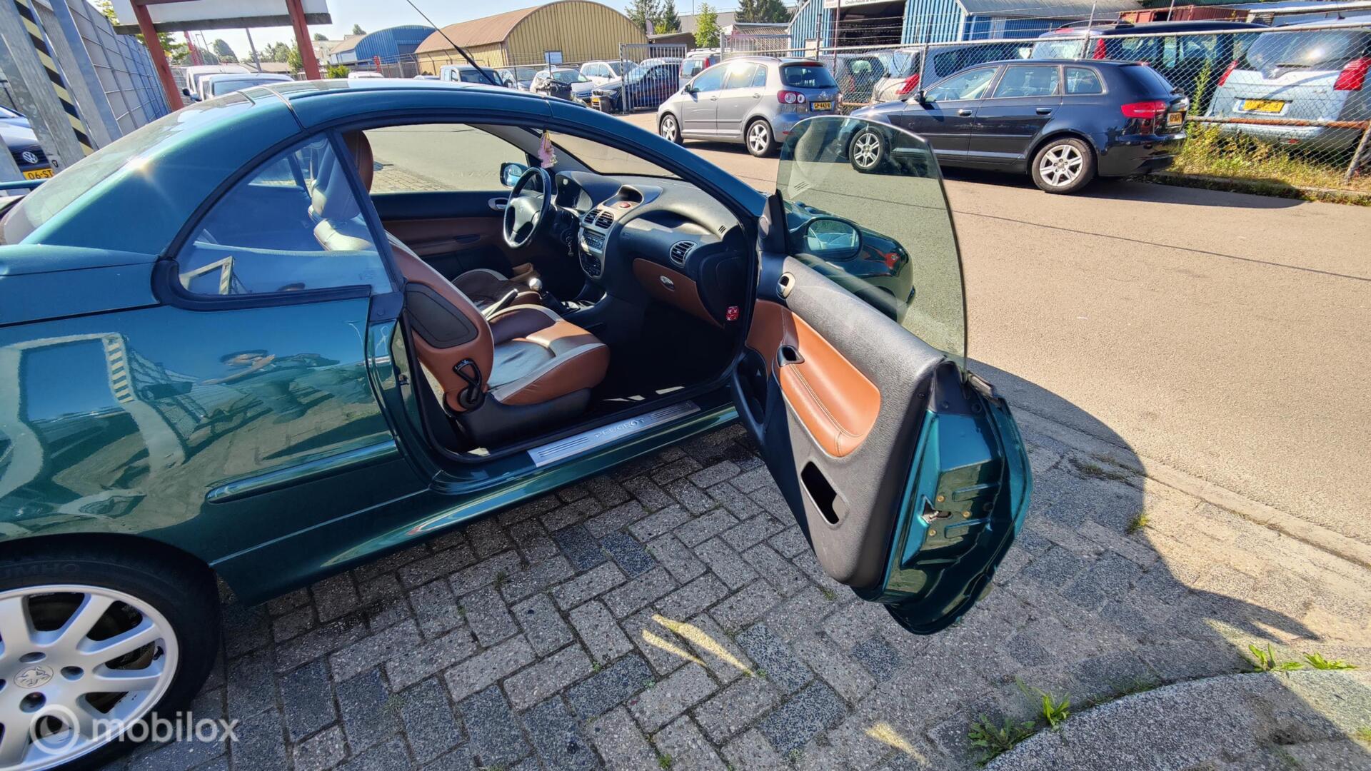 Foto van Peugeot 206 CC