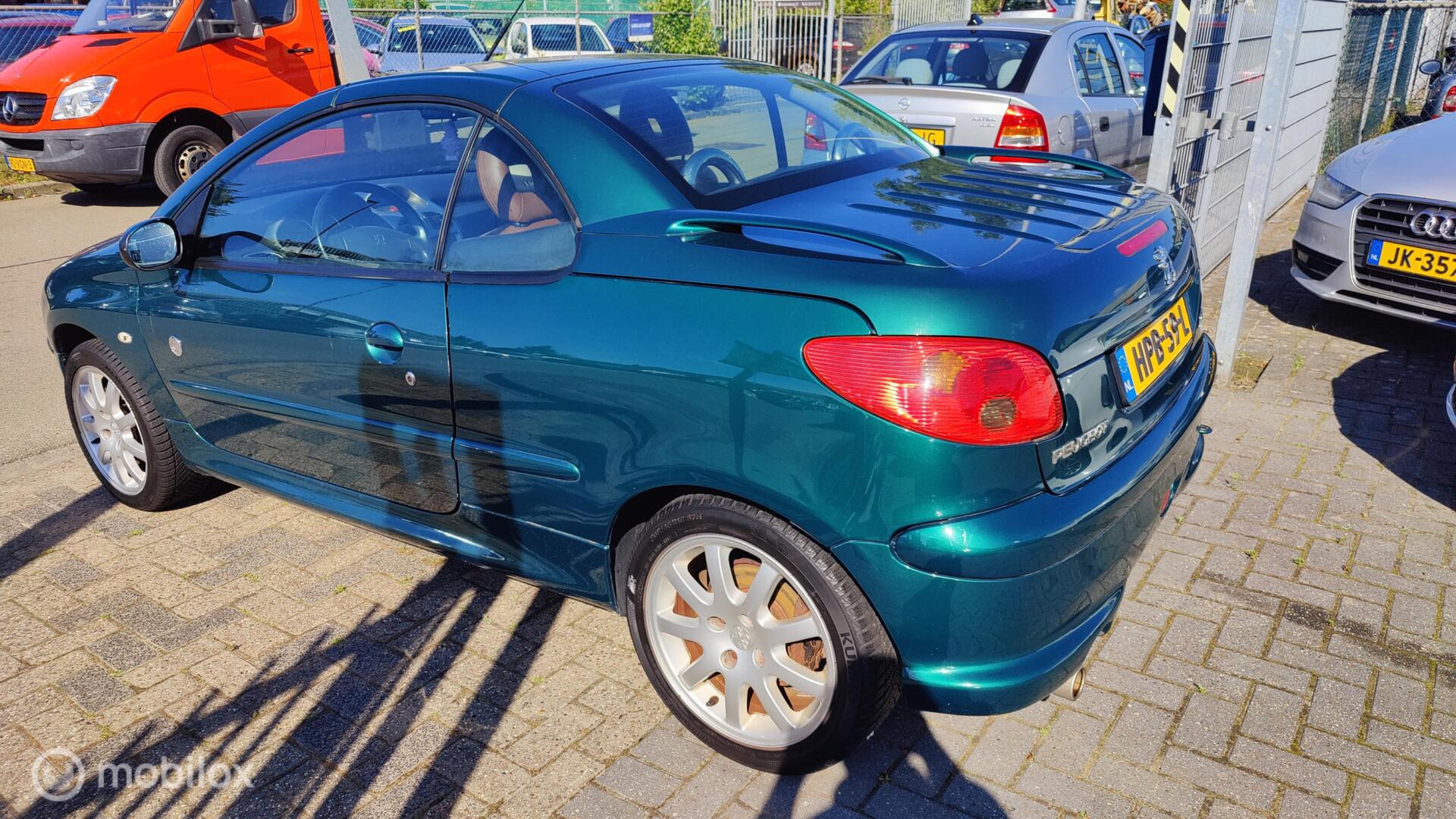 Foto van Peugeot 206 CC