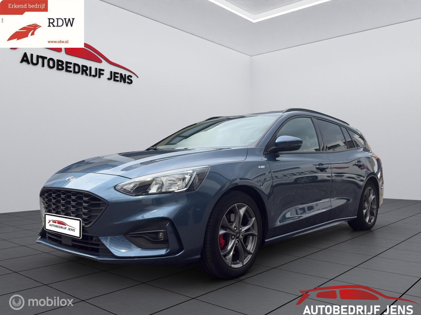 Ford Focus Wagon 2.0 EcoBlue ST Line X Business 2021 - voorkant