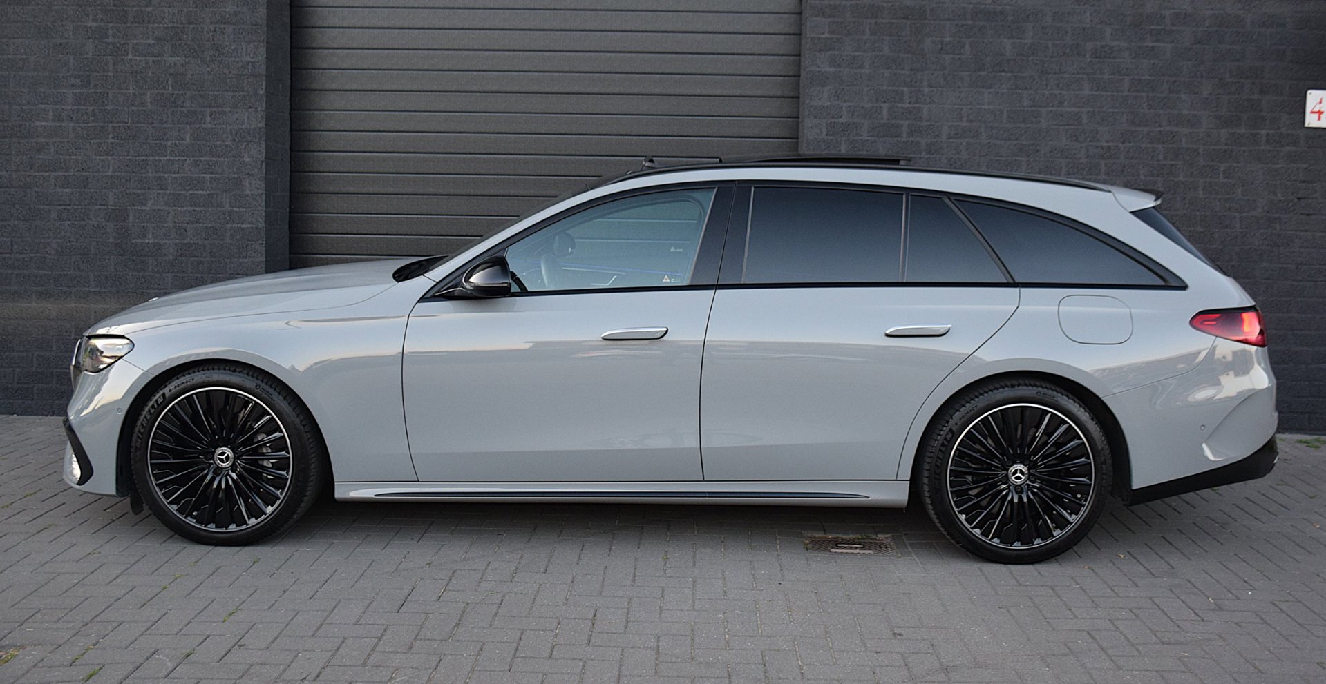 Foto van Mercedes-Benz E-klasse Estate