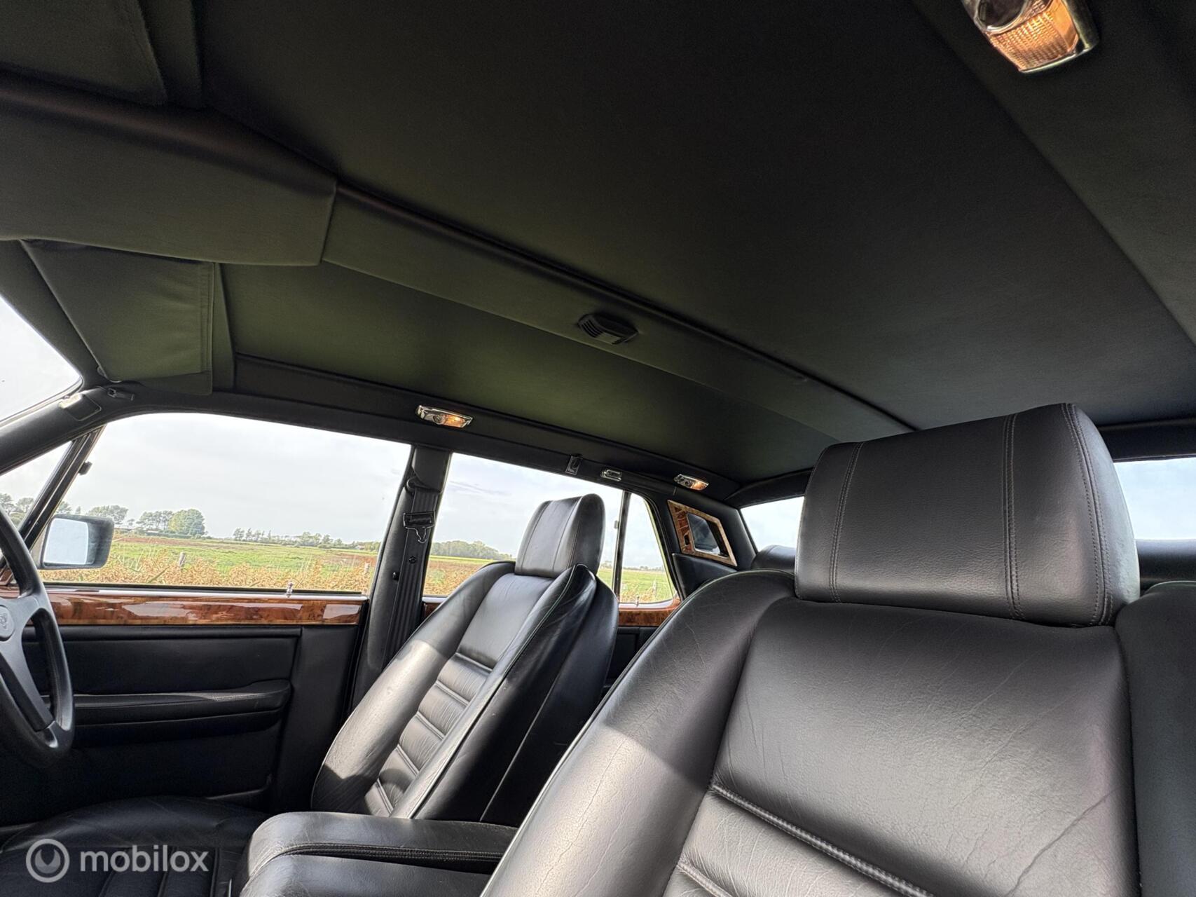 Foto van Bentley Turbo R