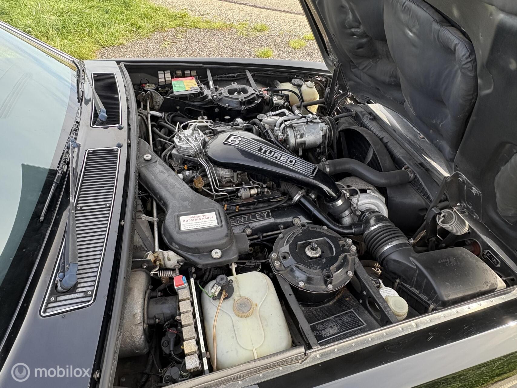 Foto van Bentley Turbo R