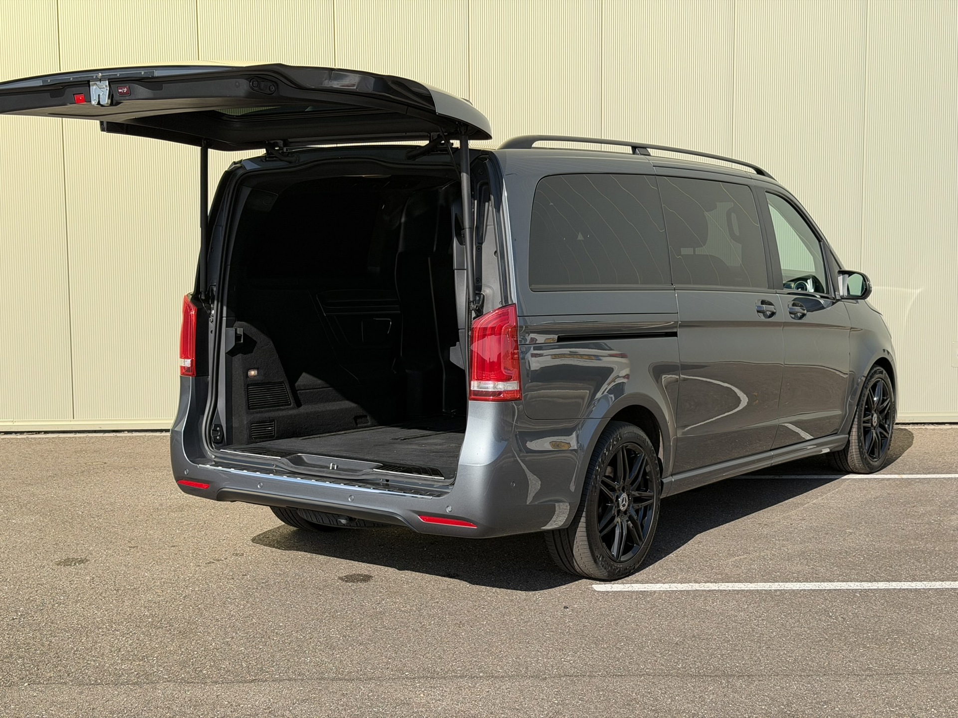 Foto van Mercedes-Benz V-klasse