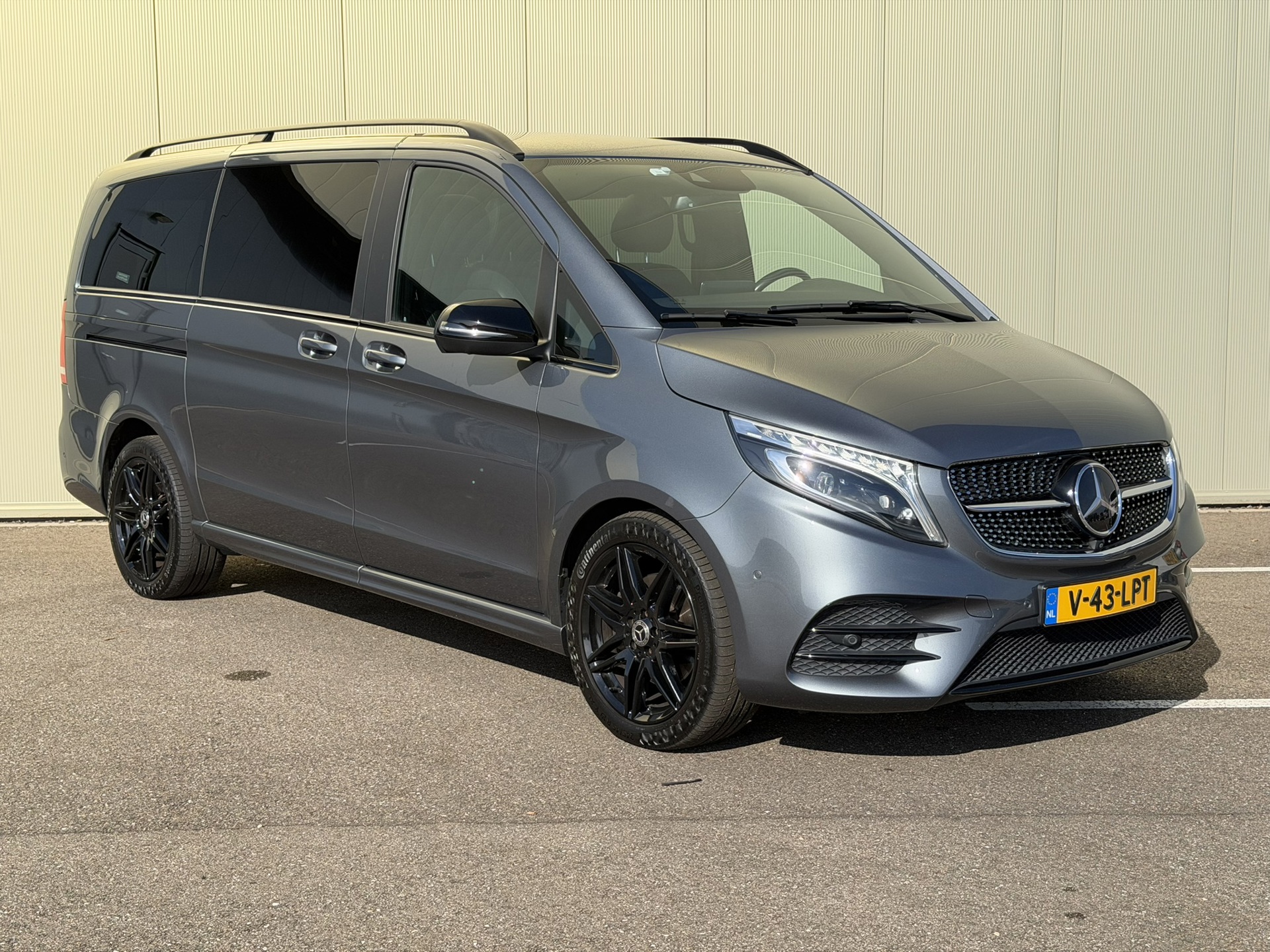 Foto van Mercedes-Benz V-klasse