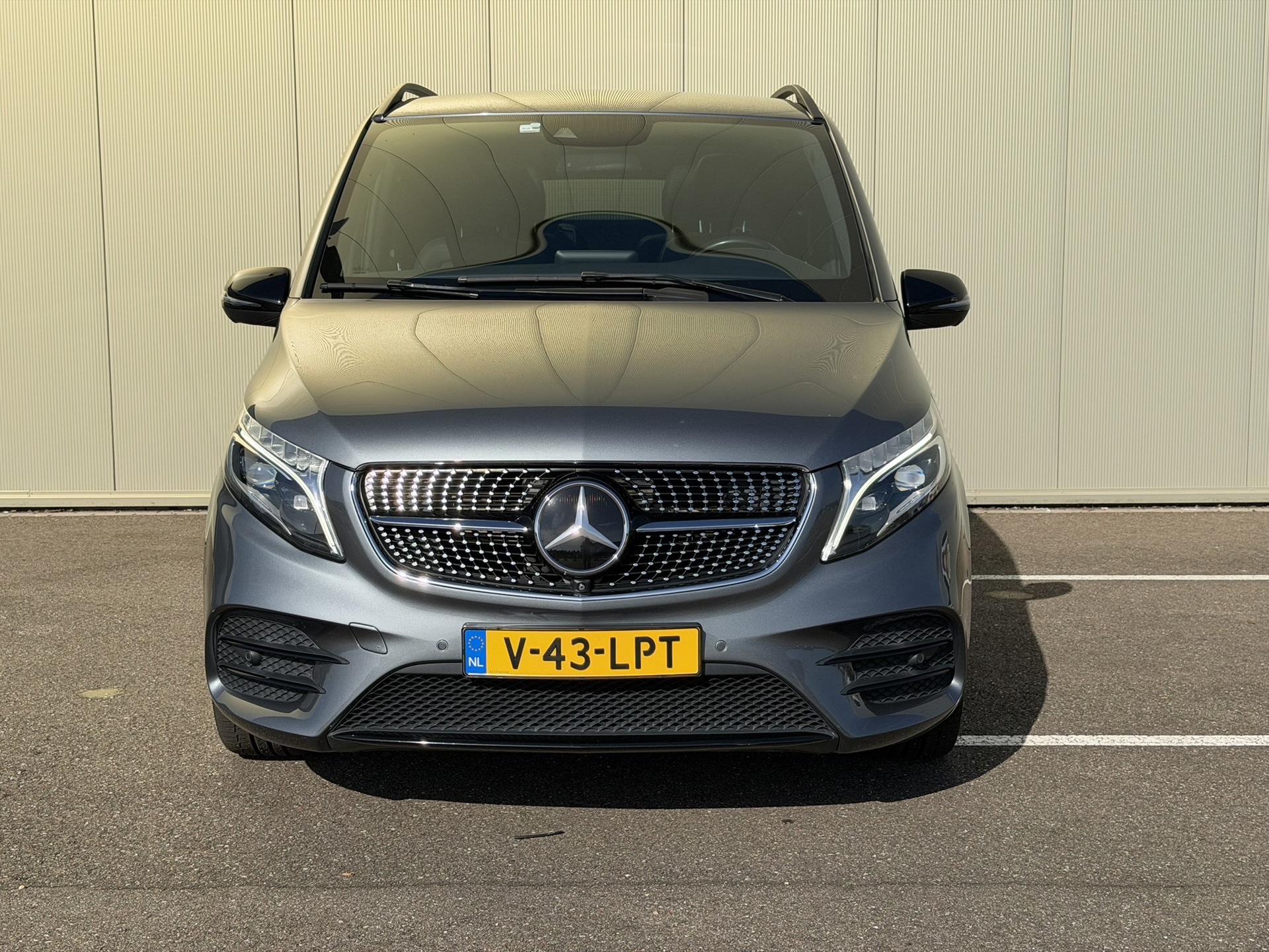 Foto van Mercedes-Benz V-klasse